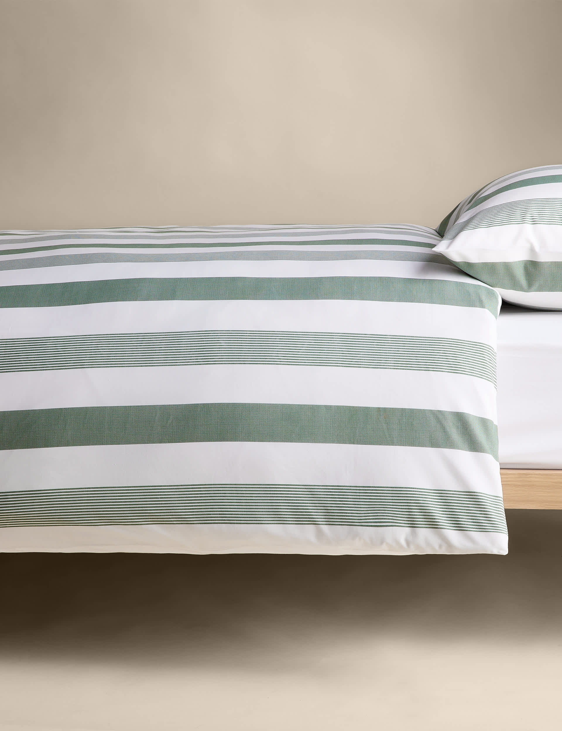 Hadley Striped Cotton Bedding Set Single, imported from the UK