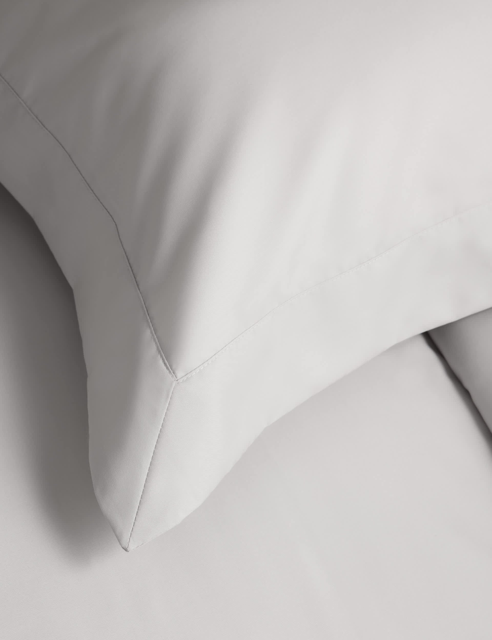 400 thread count Egyptian cotton Oxford pillowcase imported from the UK