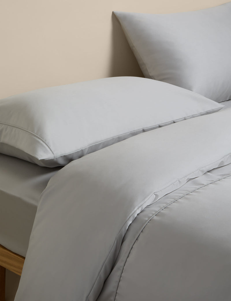 Egyptian cotton sateen bedding set 230 thread count, imported from the UK