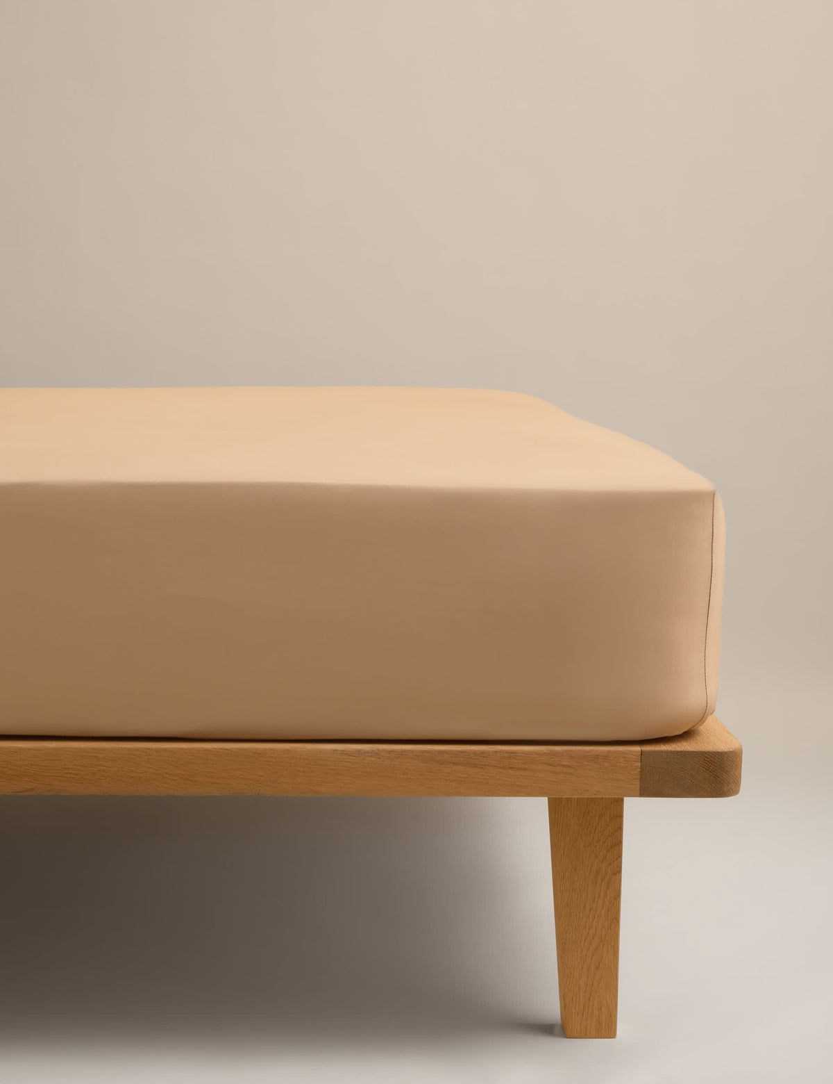 Egyptian Cotton 230 Thread Count Crisp Fitted Sheet