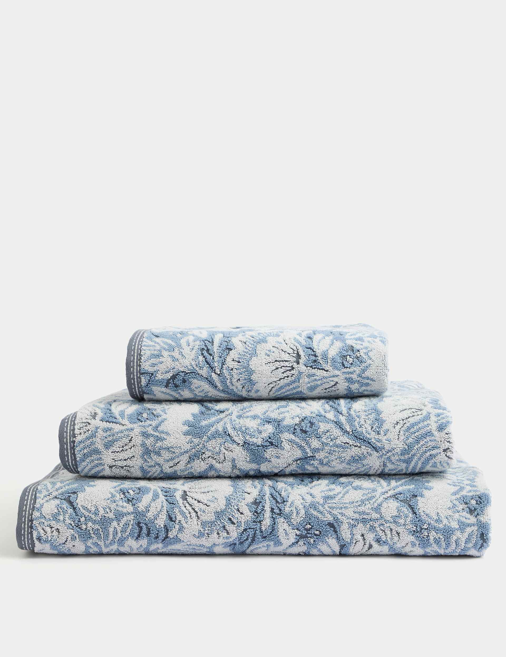 Cotton floral towel 550 GSM (British brand)