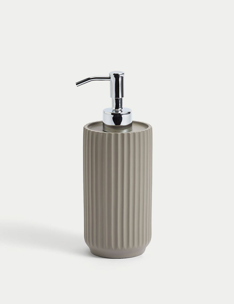 Ribbed Resin Soap Dispenser