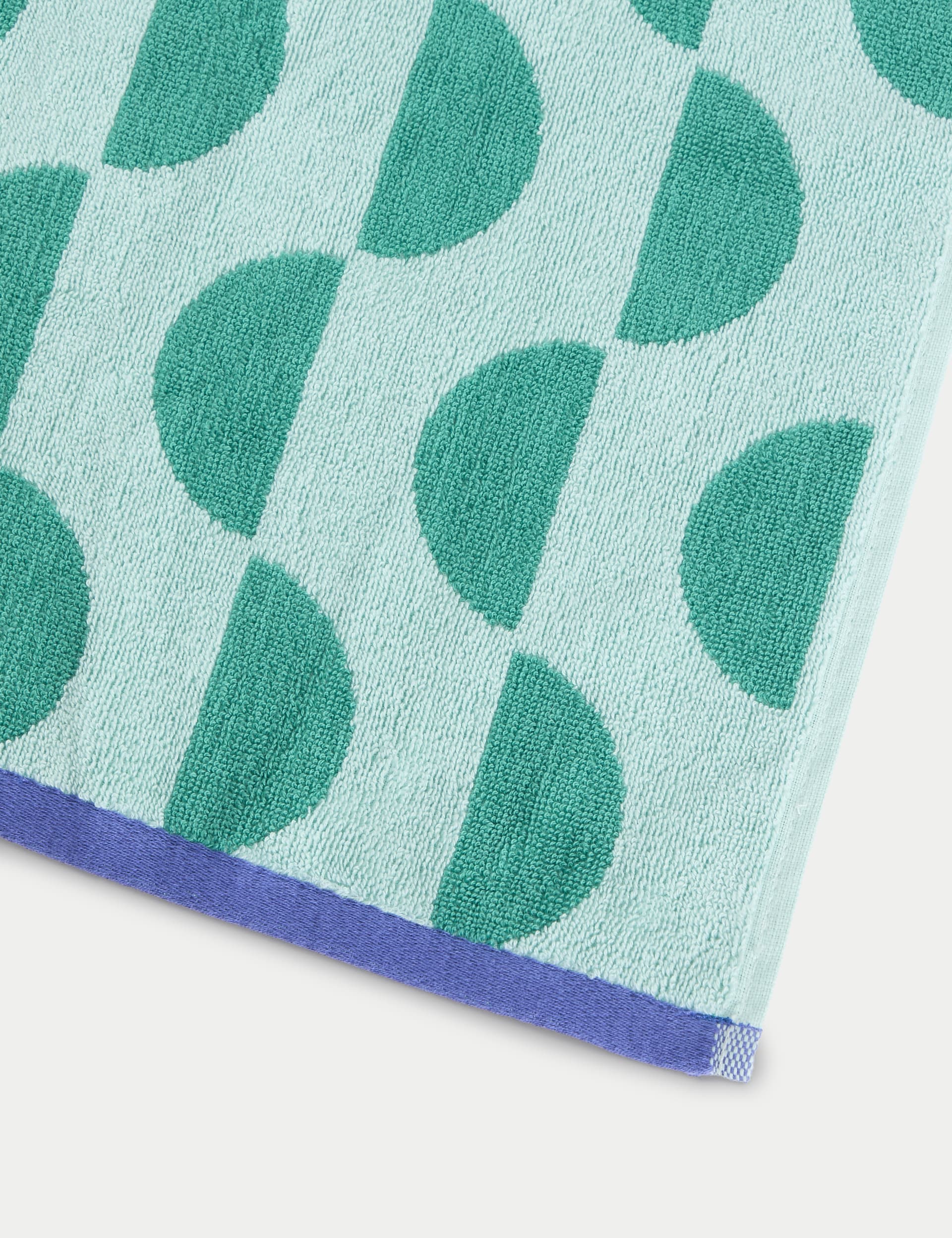 Pure Cotton Geometric Semi Circle Towel