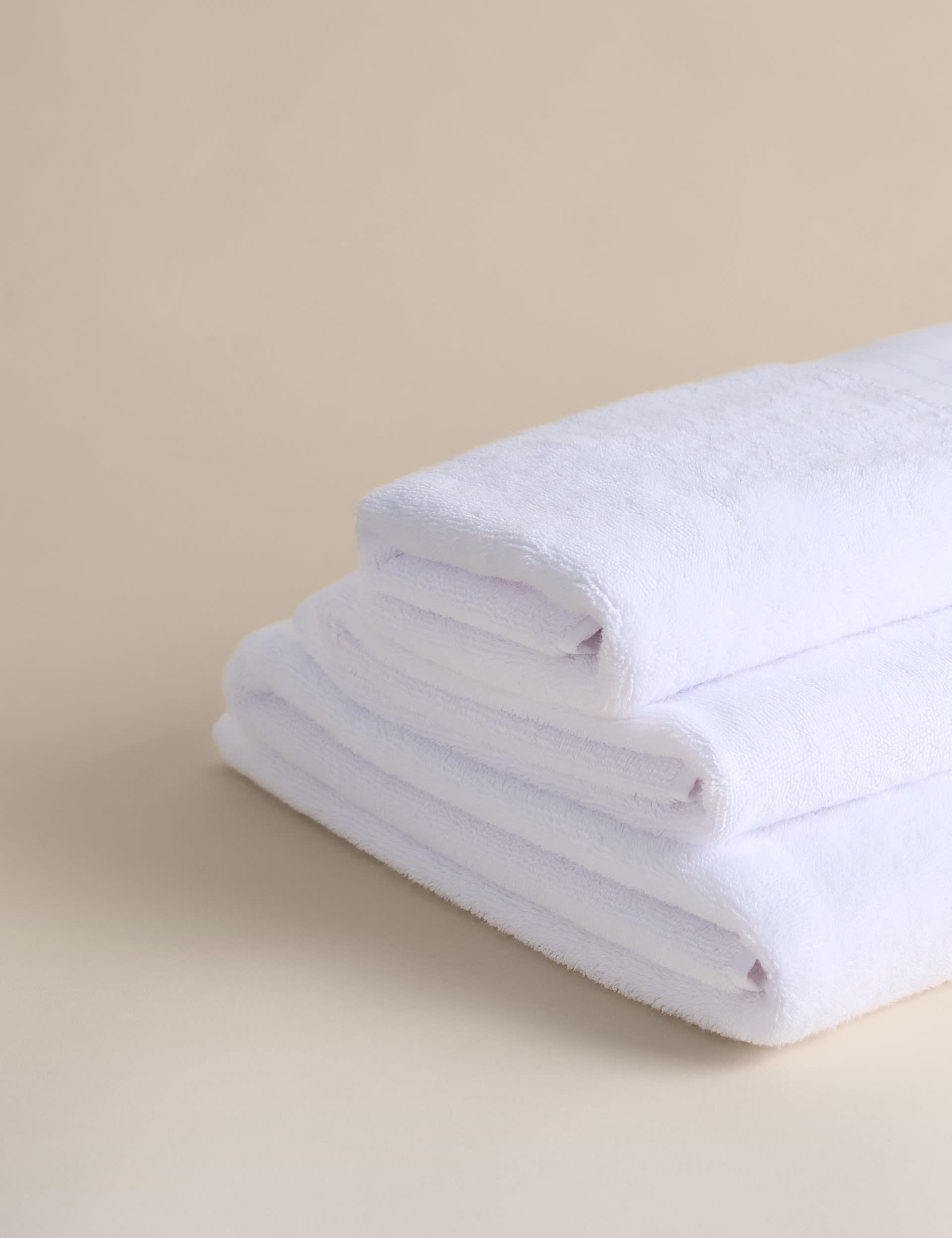 Pure cotton towel with linen border, UK version