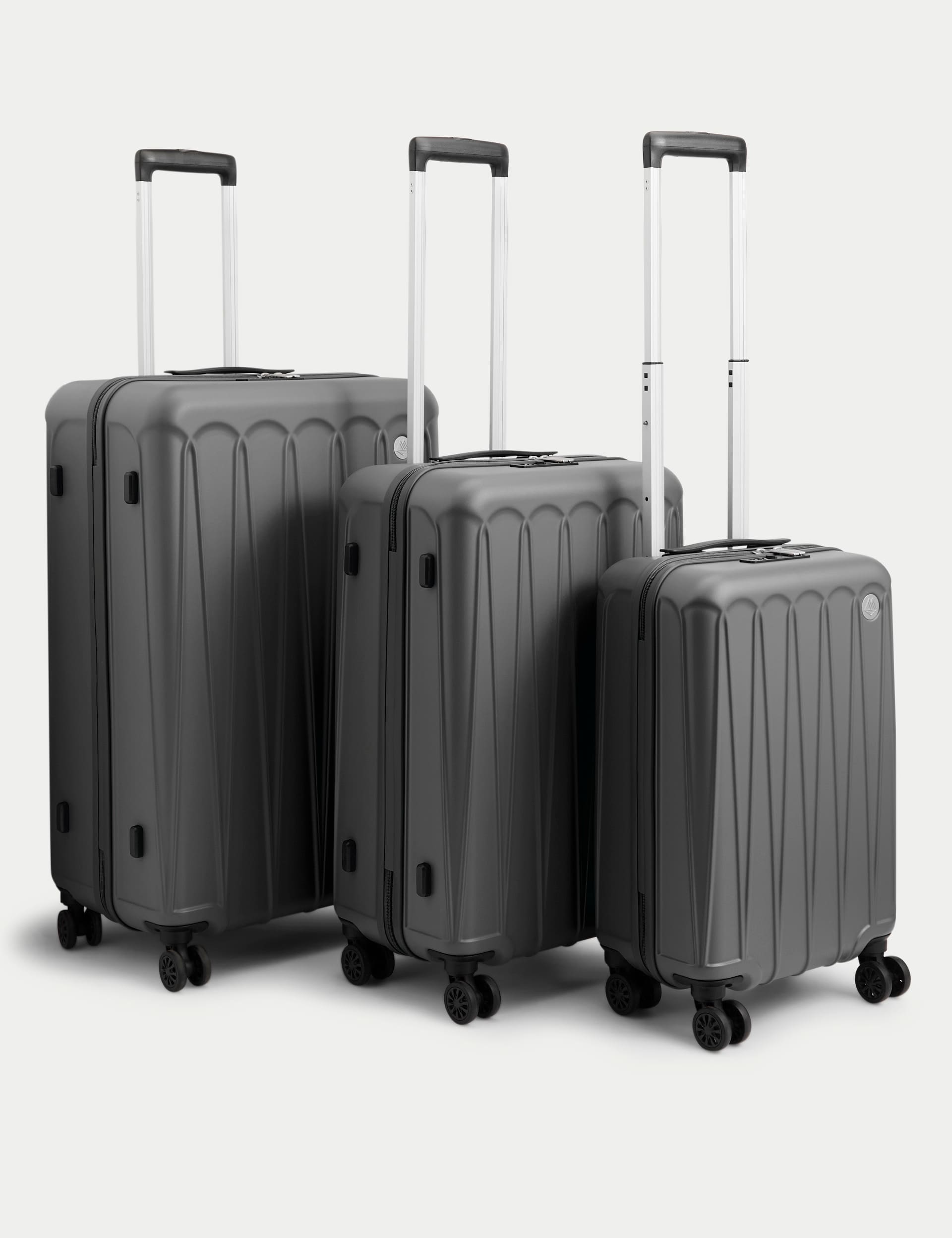 Amalfi 4 wheel hard shell medium suitcase - British product