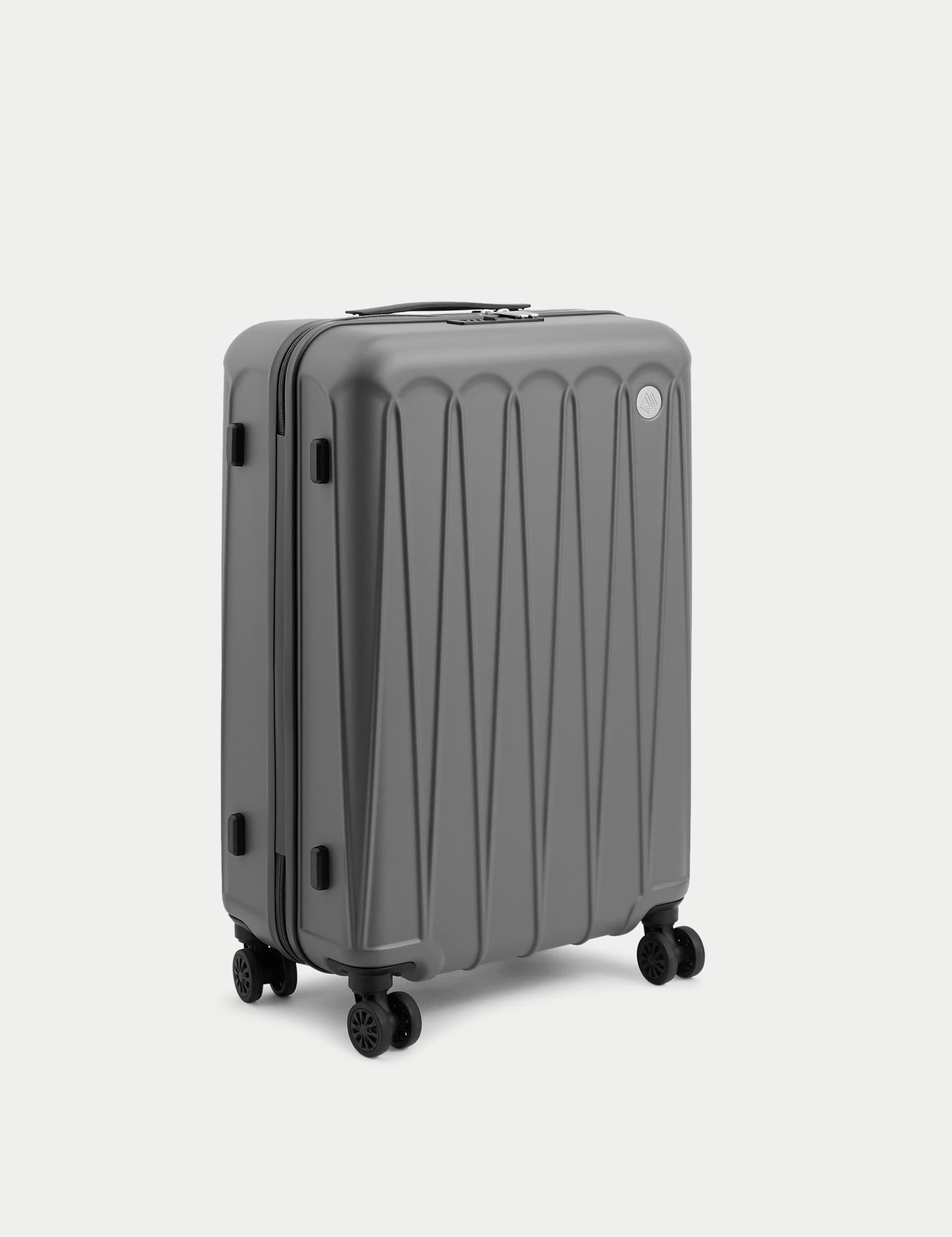 Amalfi 4 wheel hard shell medium suitcase - British product