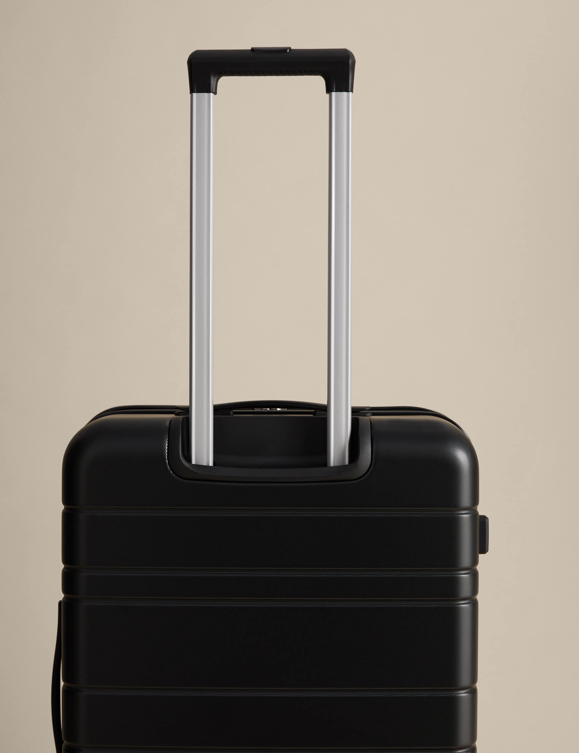 Pisa 4 wheel hard shell medium suitcase, imported from the UK