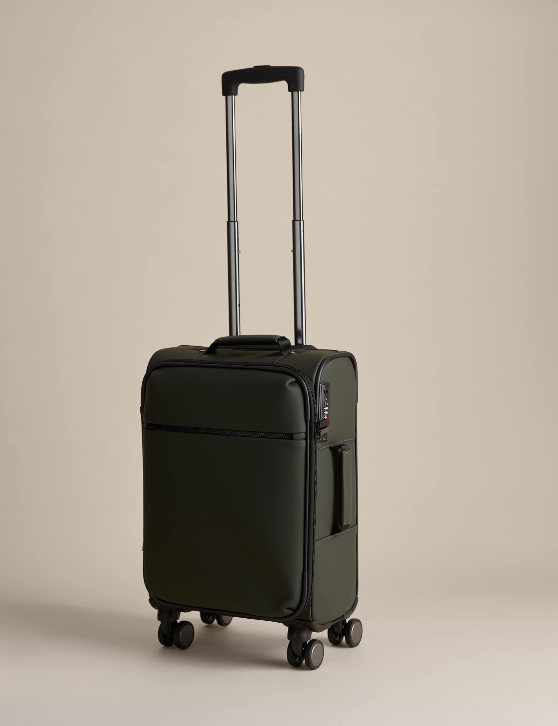 Rubberized cabin suitcase for travel and business, UK version