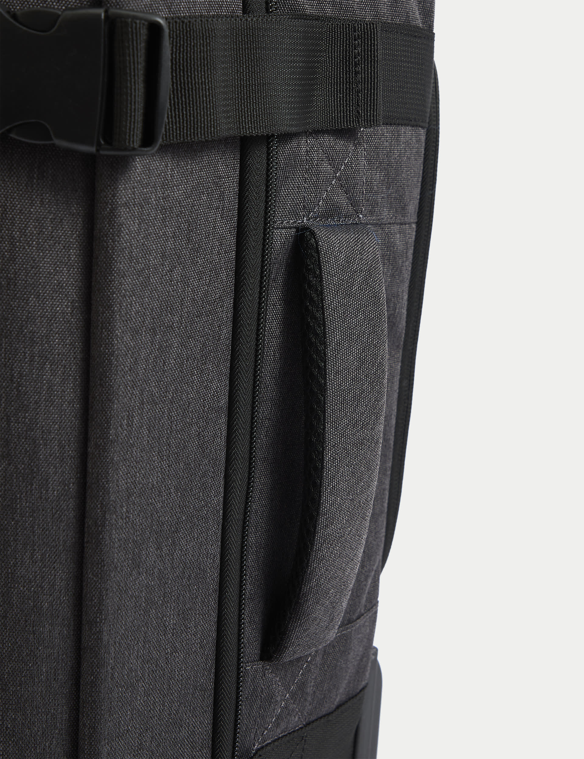 Banff Adventure soft cabin suitcase 37L, imported from the UK
