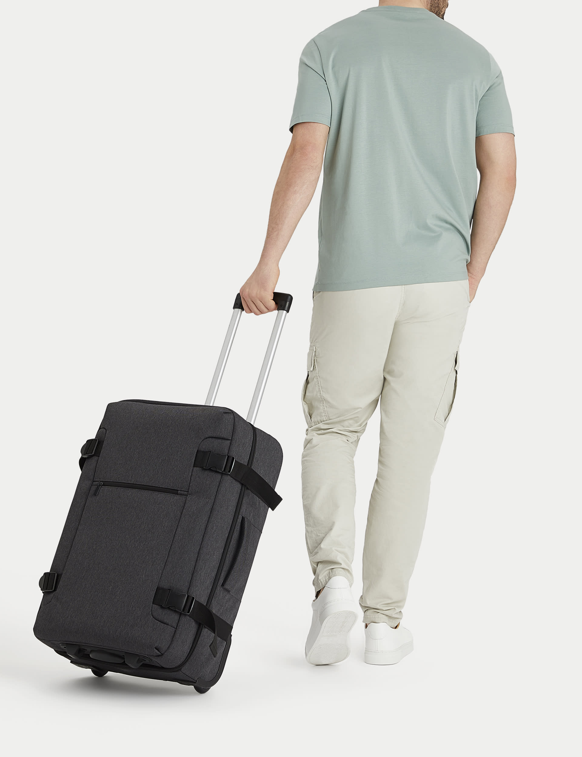 Banff Adventure 2 wheel soft medium suitcase 61 litres, UK version