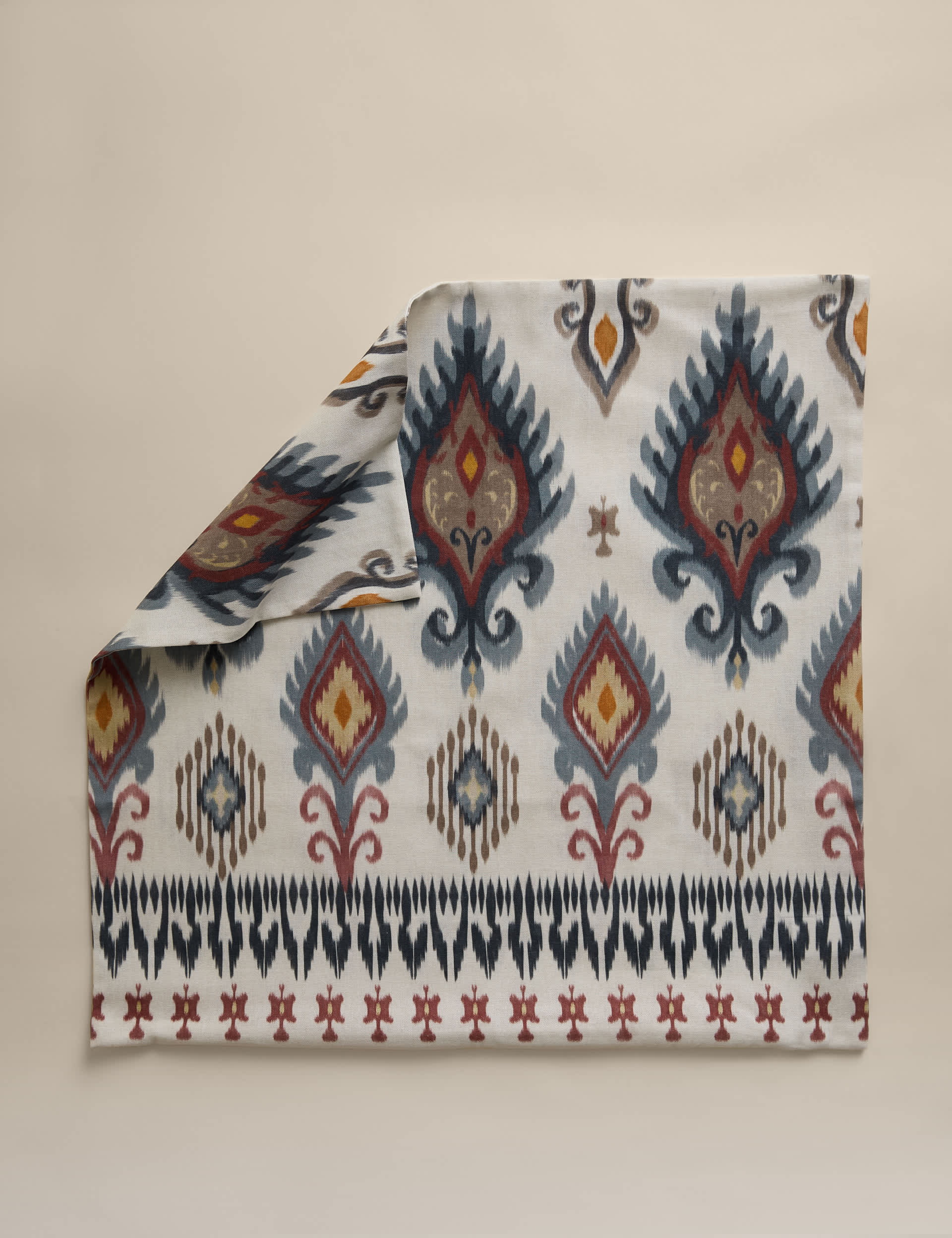Cushion cover geometric pure cotton 50x50cm, imported from the UK