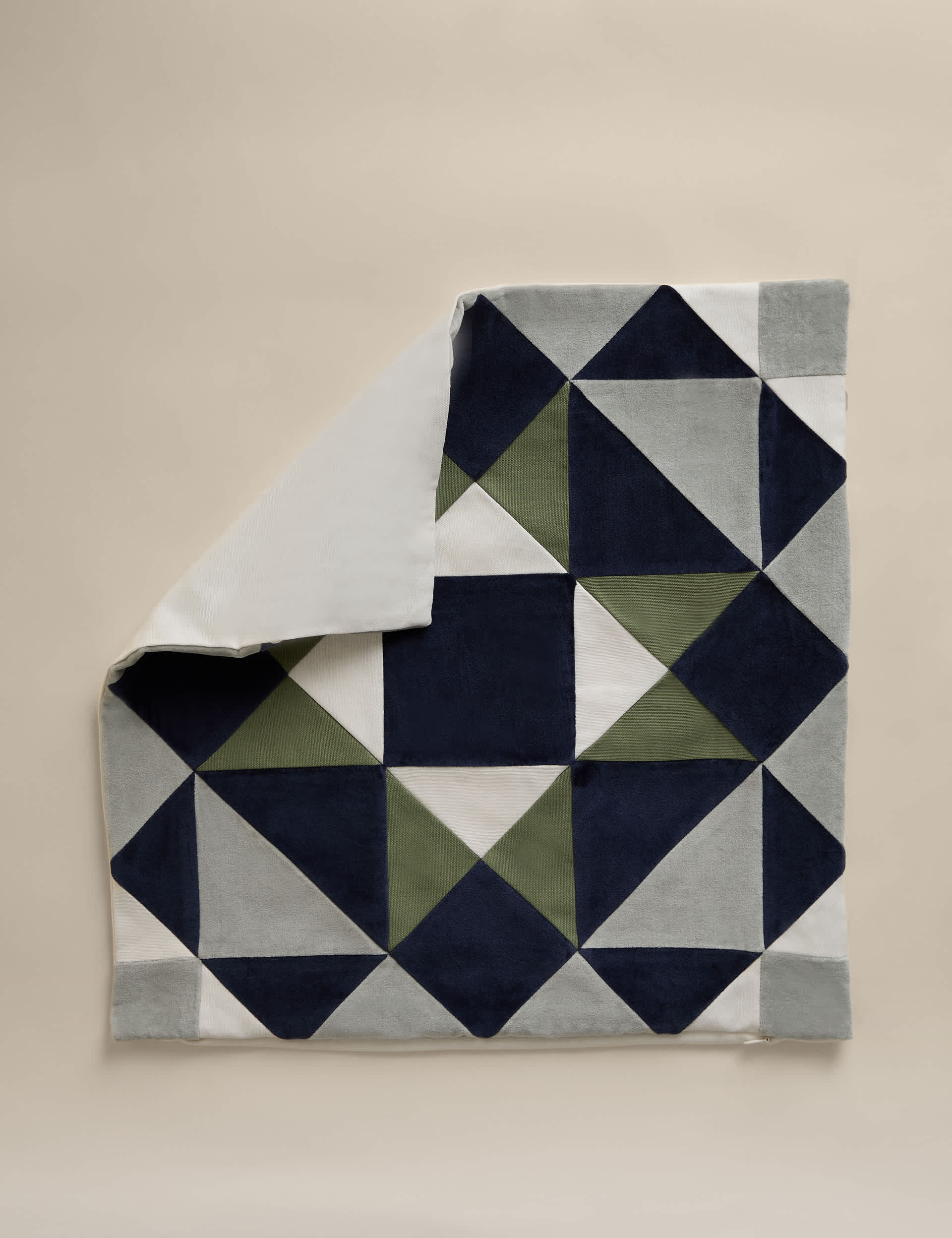 Cotton patchwork cushion cover square 50x50 cm (British brand)