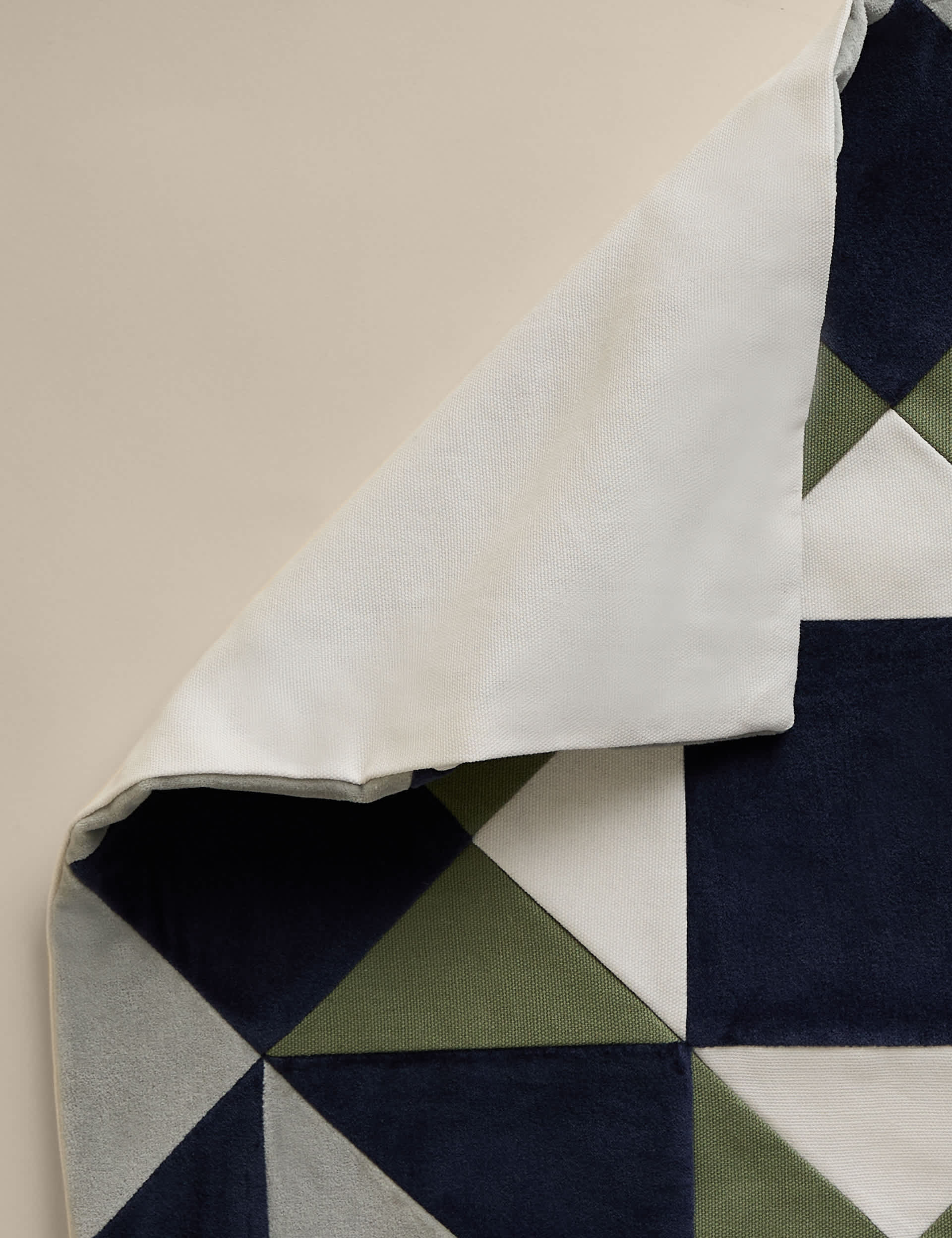 Cotton patchwork cushion cover square 50x50 cm (British brand)