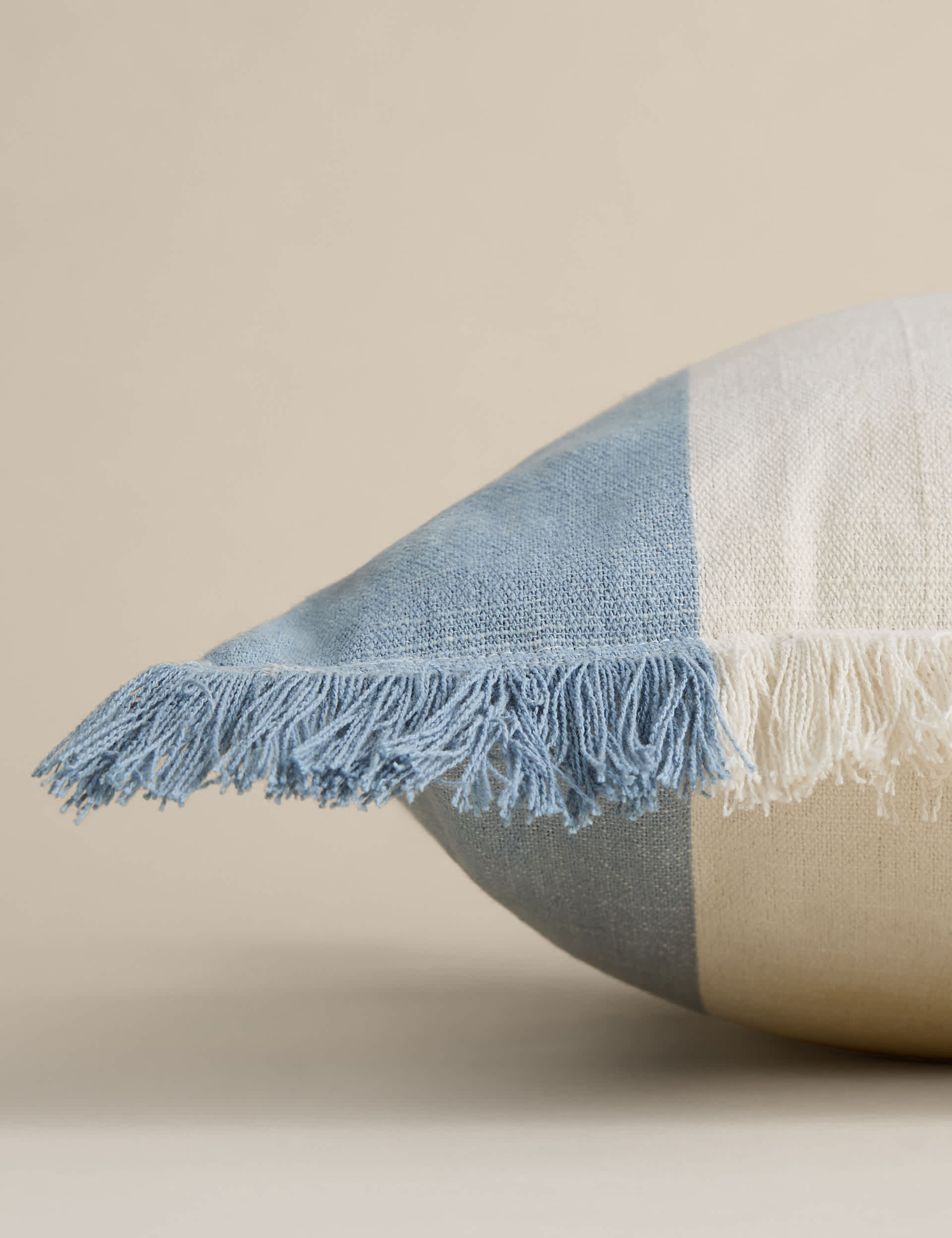Pure cotton woven striped outdoor cushion 50 cm, UK version