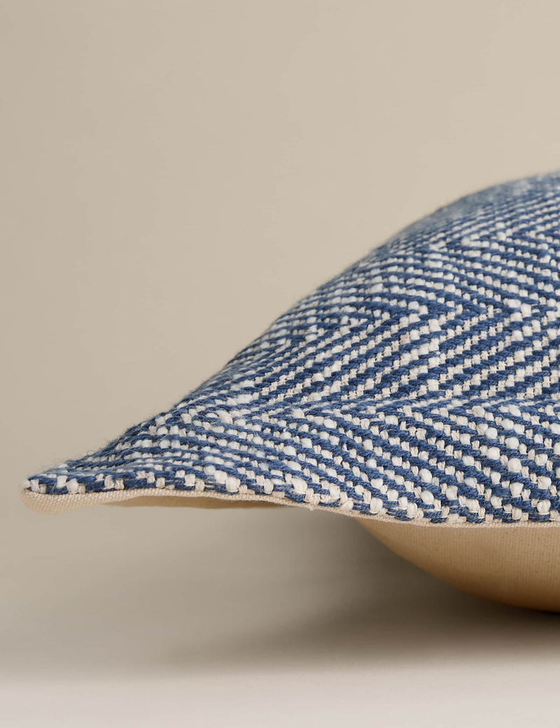 Herringbone cushion with Oxford border 50cm square, UK version