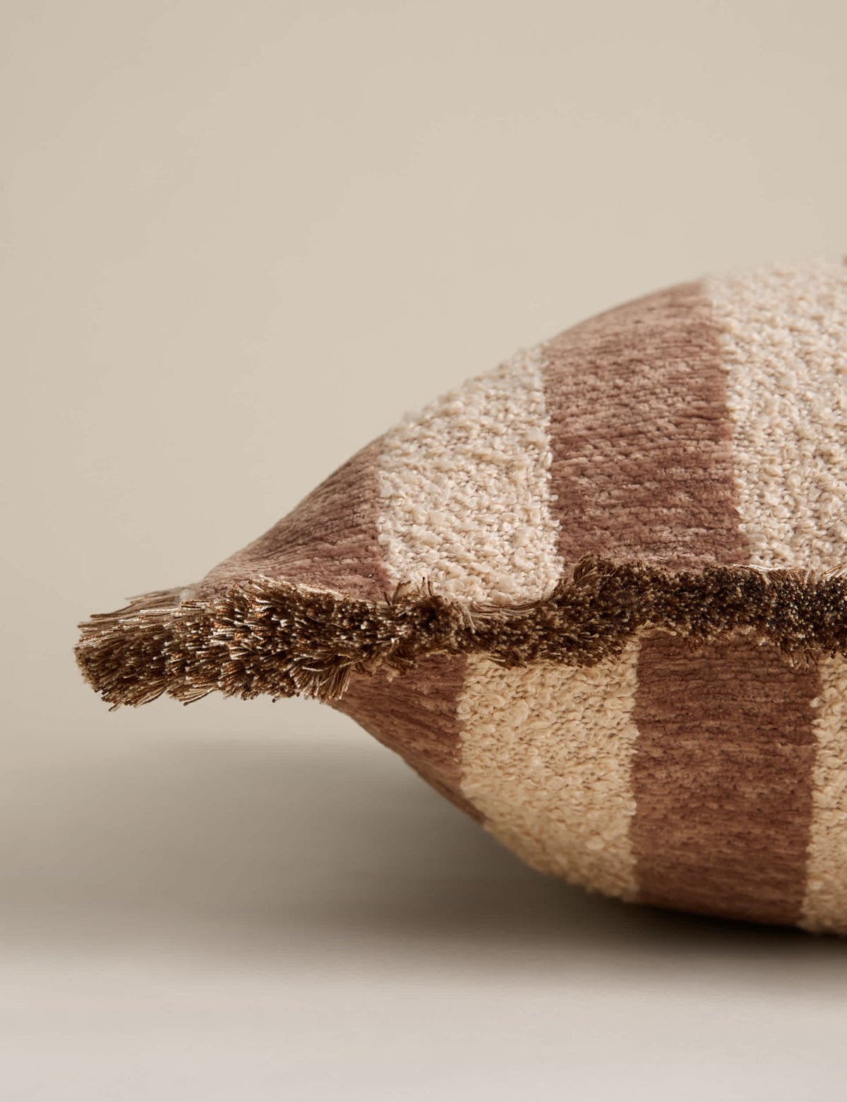 Fringed Chenille Stripe Cushion Cover 50x50 cm