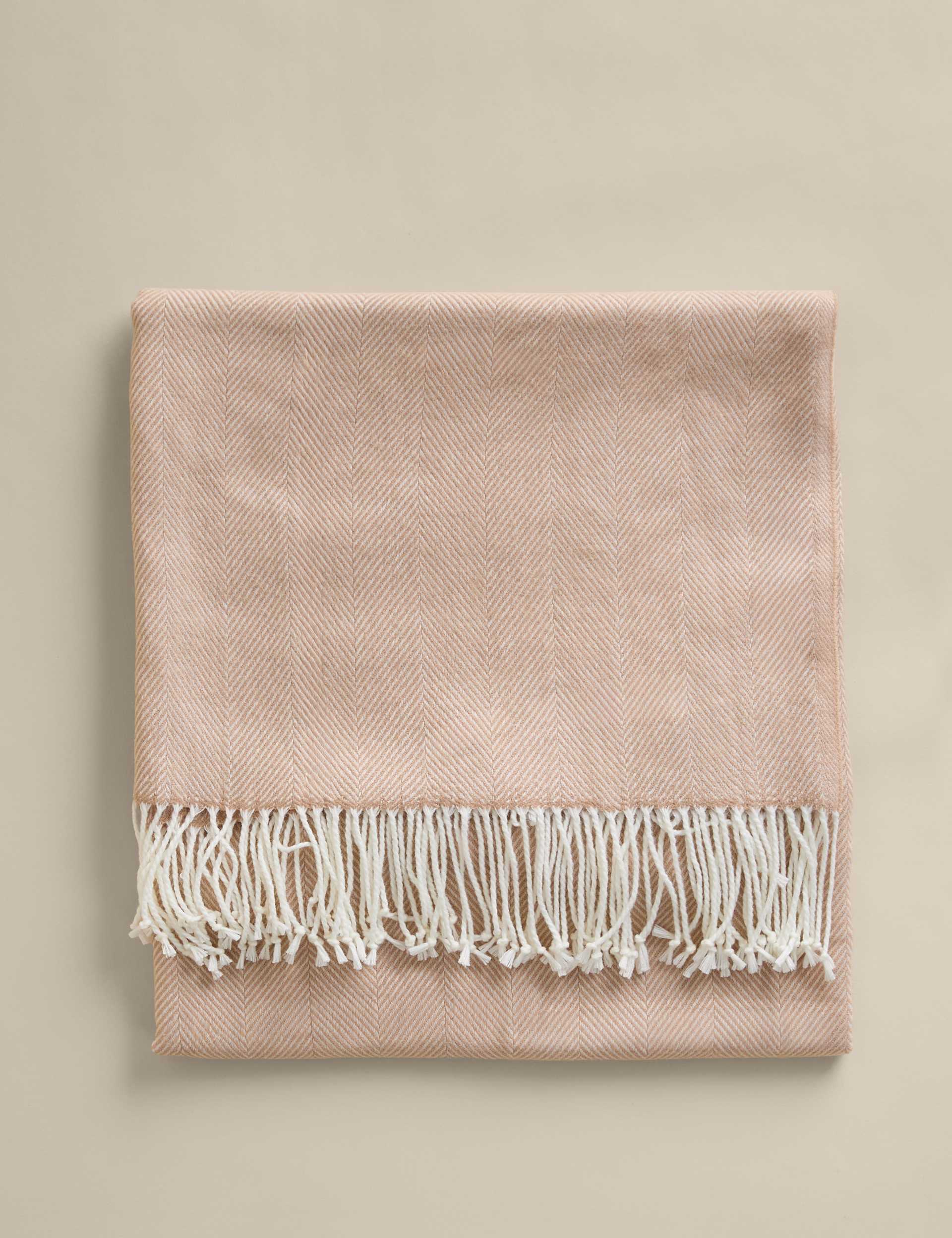 Herringbone throw with tassels 130x170cm, UK version