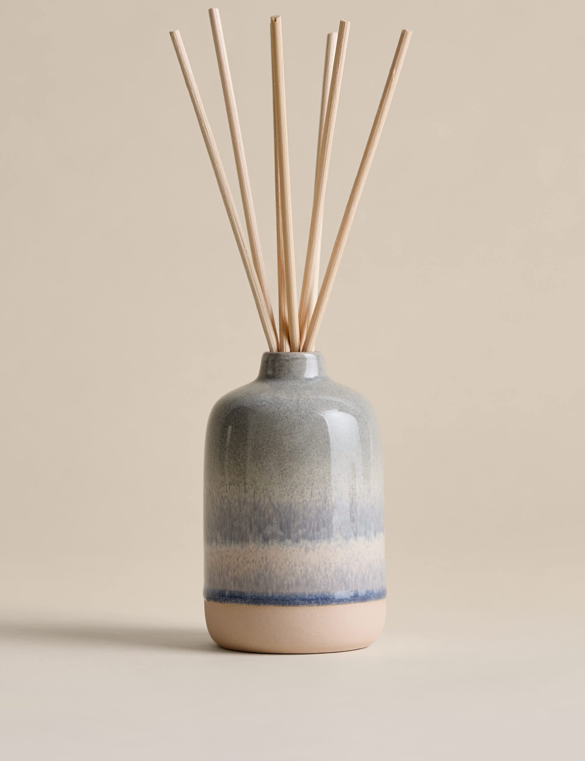 Scentiments Coastal Breeze reed diffuser 150ml - British product