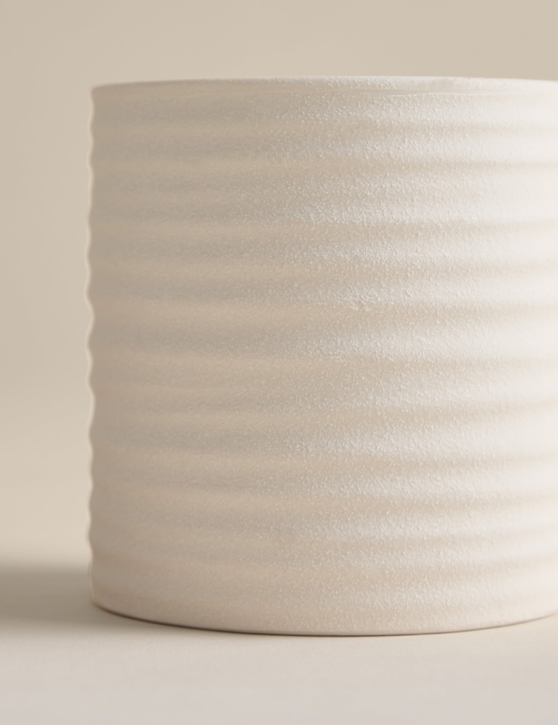 Bed Ceramic Candle 9.5cm - British product