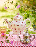 Emma Bridgewater stoneware Pink Hearts teapot 1.6 litres, imported from the UK