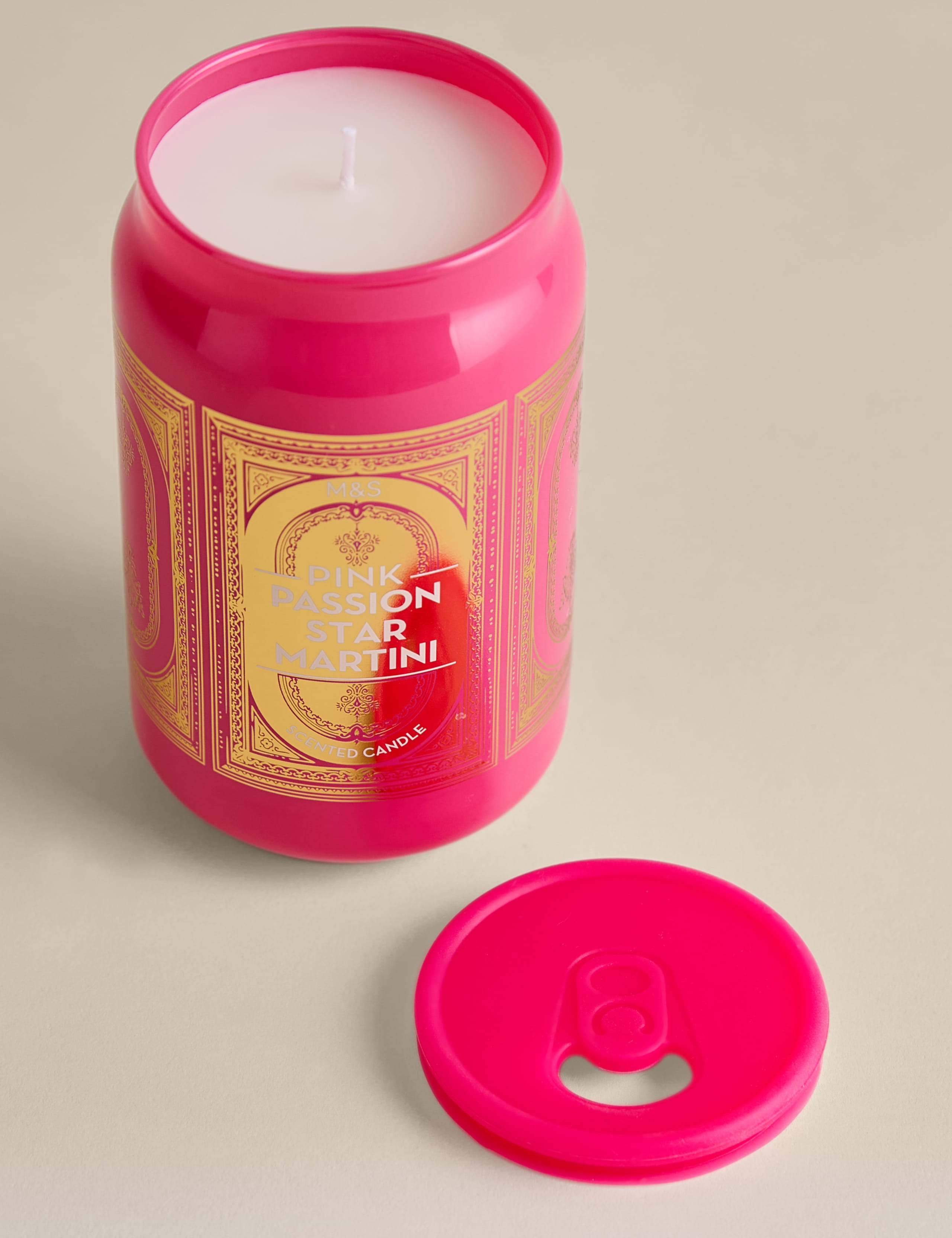 Pink Passion Star Martini scented candle - British product