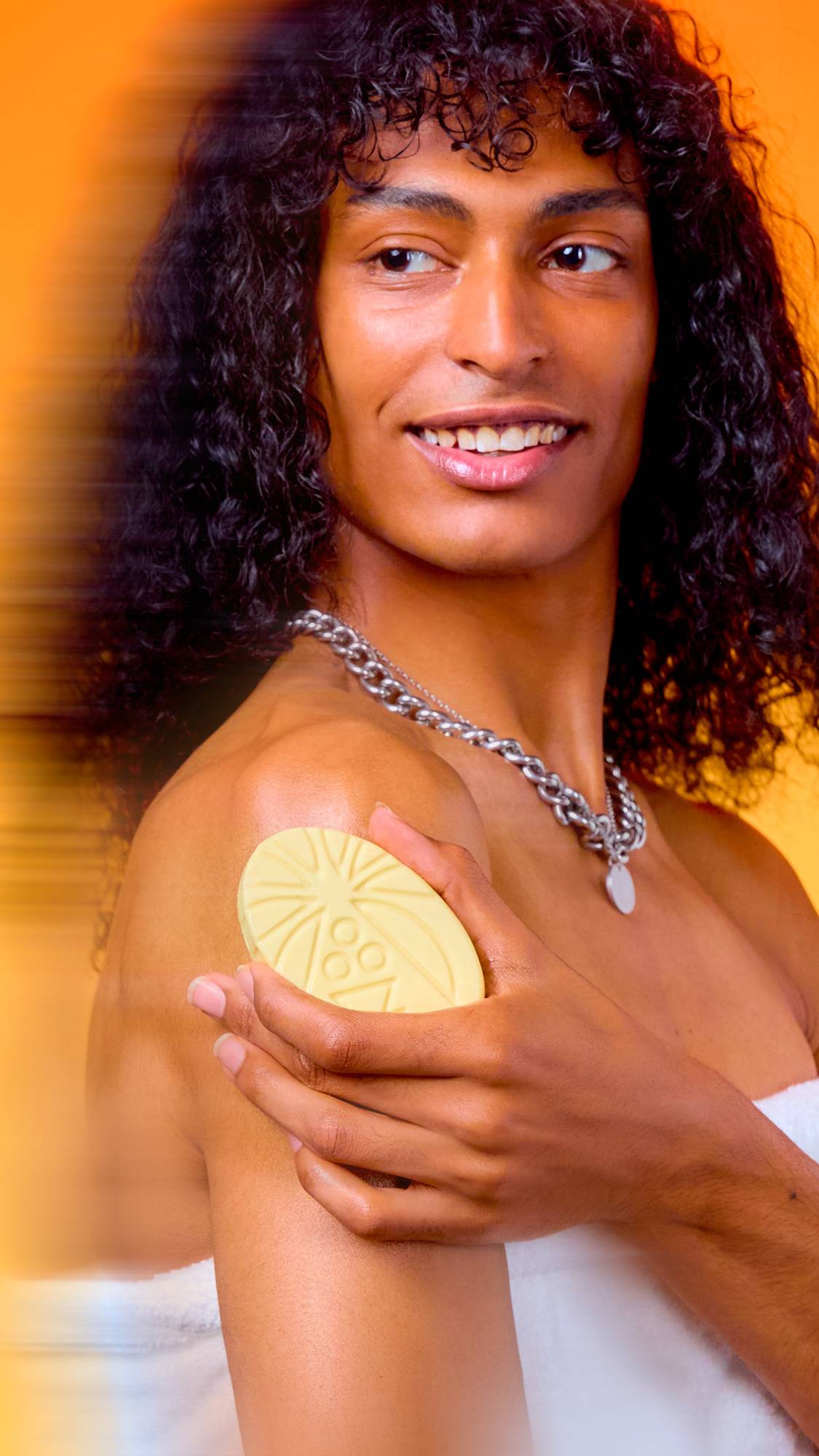 Lush Coconut Drench massage bar - British product