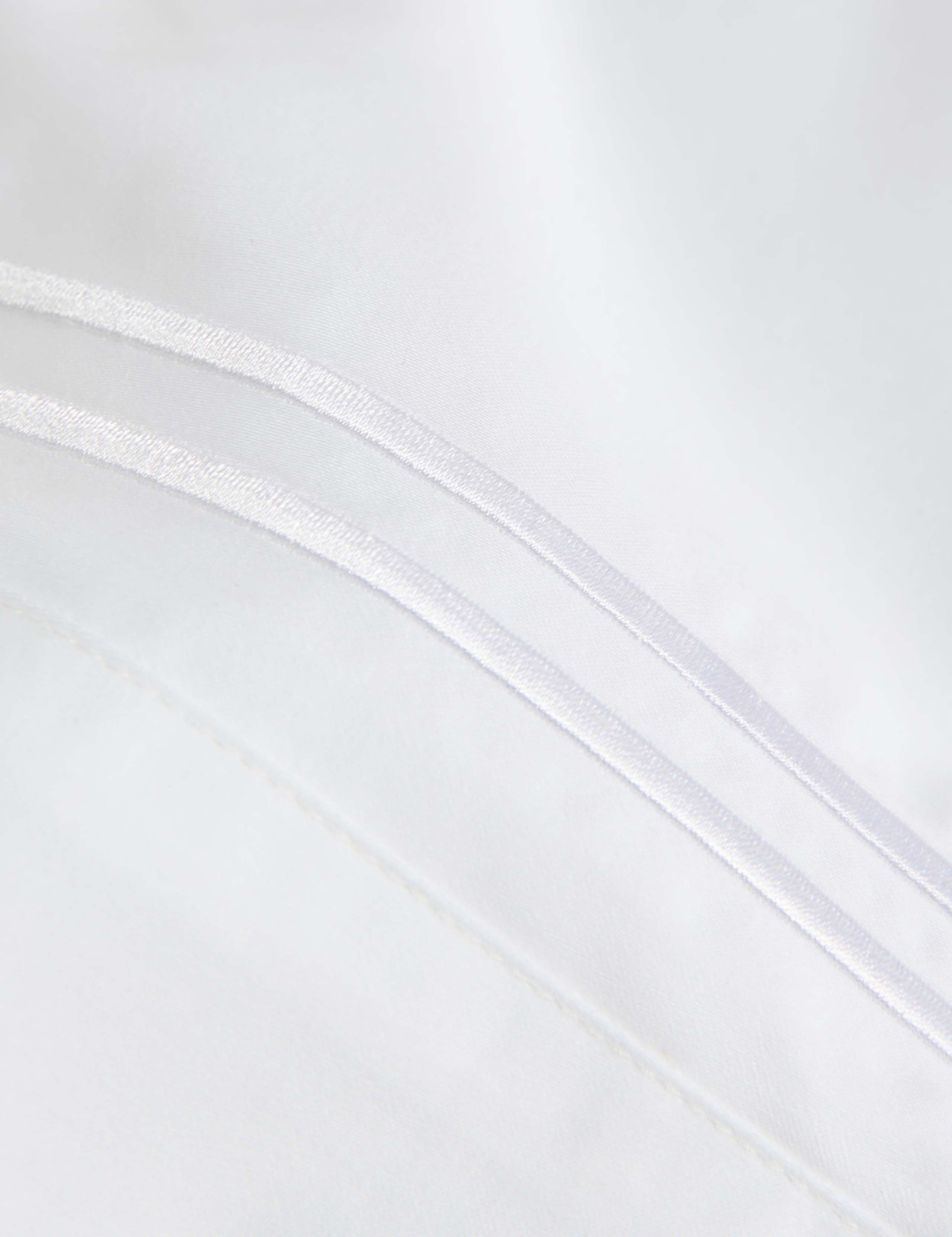 Pure cotton 600 thread count bedding set, imported from the UK