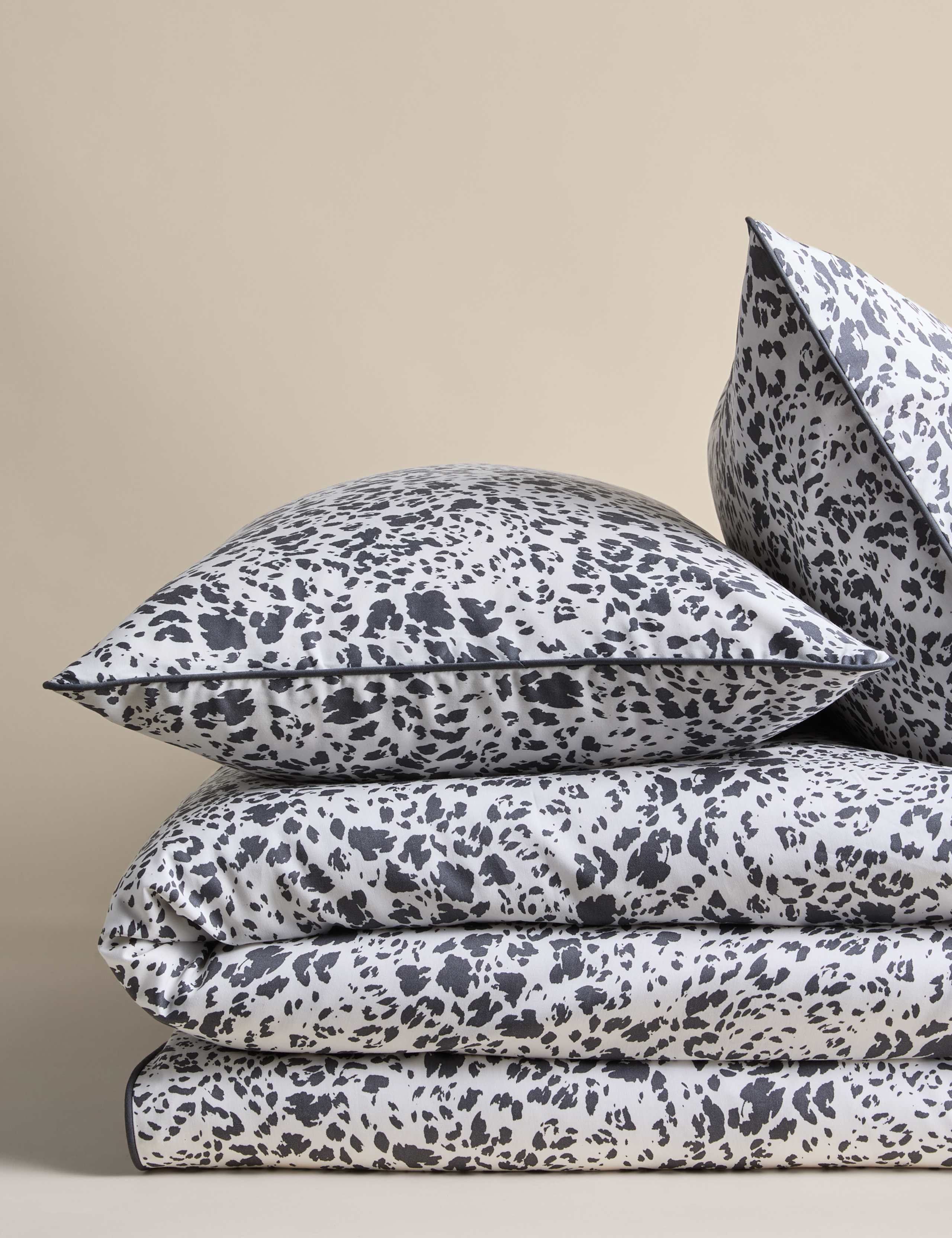 Pure cotton animal print bedding set, UK version