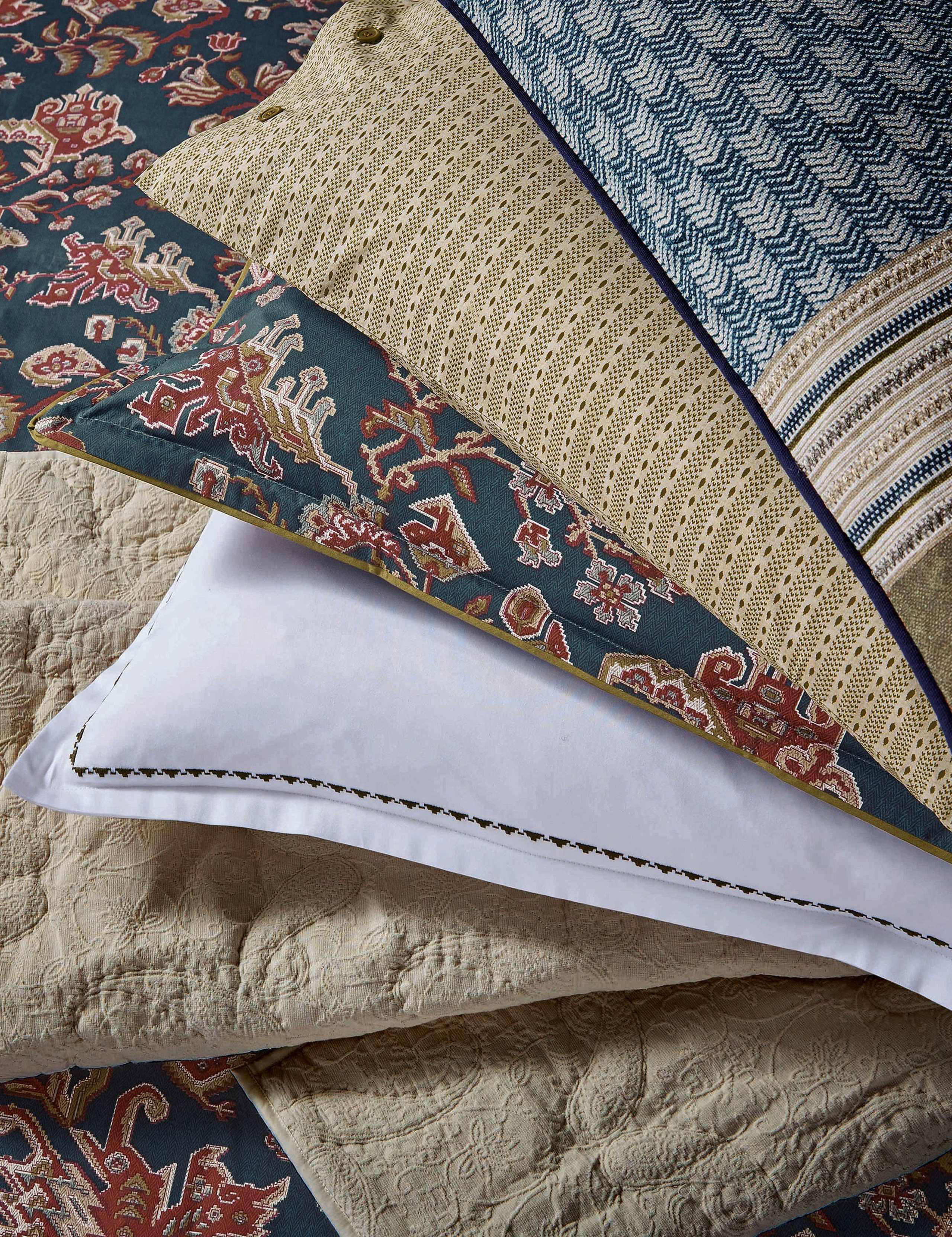 Bedeck of Belfast cotton bedding set floral pattern, imported from the UK