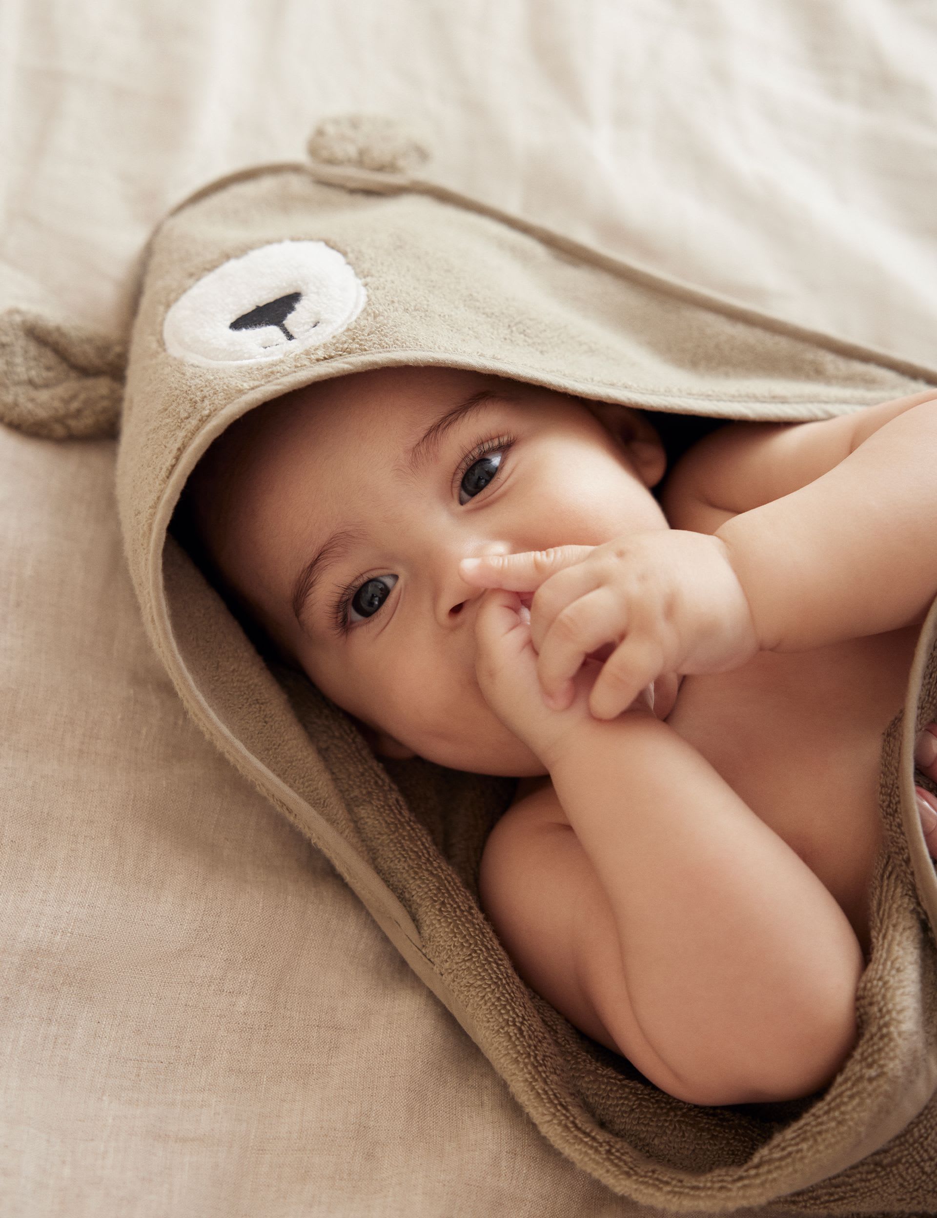 MORI pure cotton bear hooded baby towel, UK version