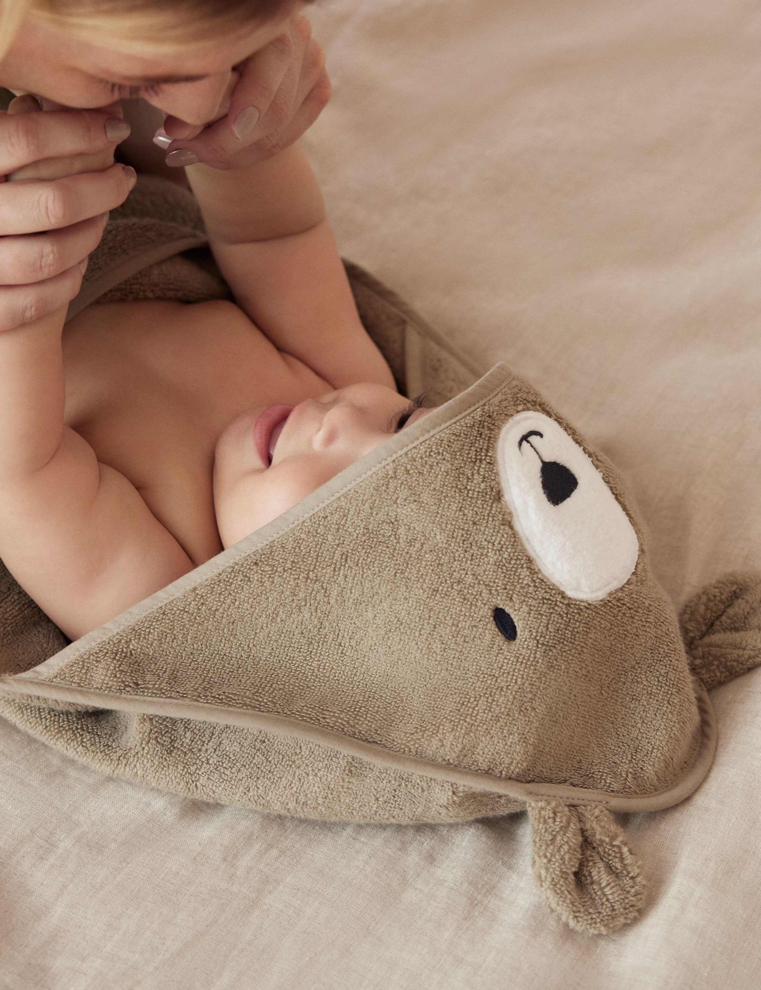 MORI pure cotton bear hooded baby towel, UK version