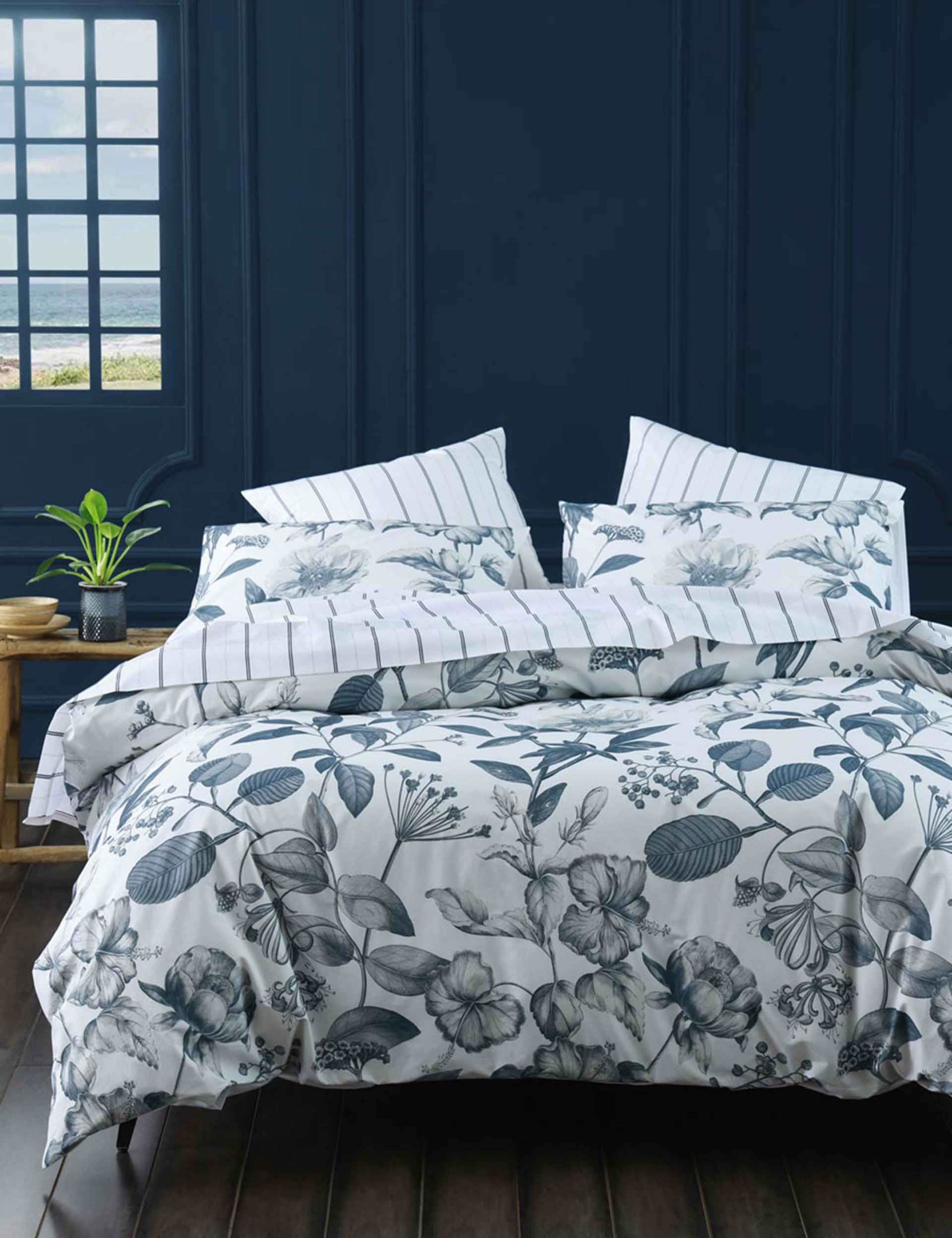 Pure Cotton Botanical Bluestone Bedding Set 200 thread count - British product