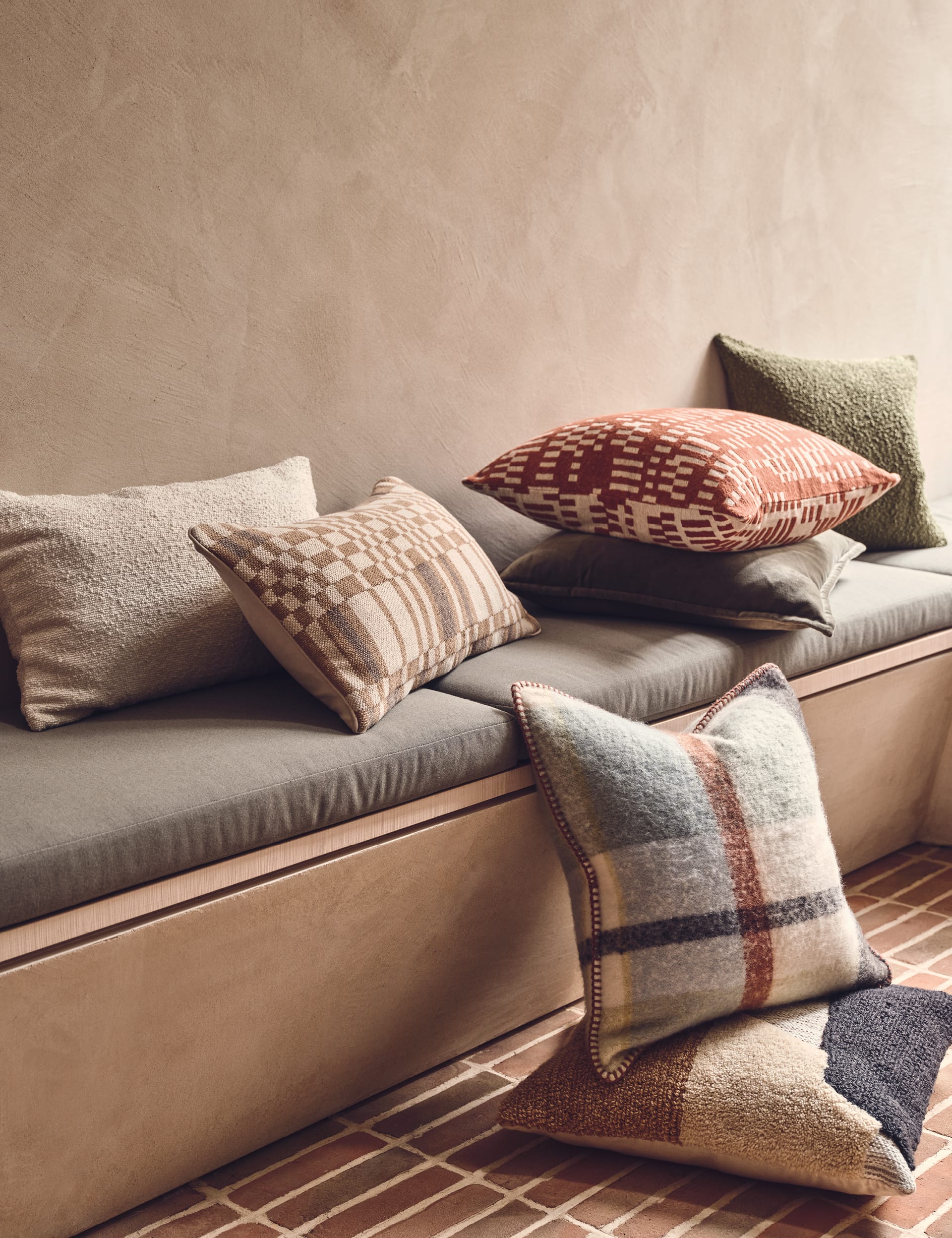 Boucle bolster cushion pure cotton 55cm, UK version