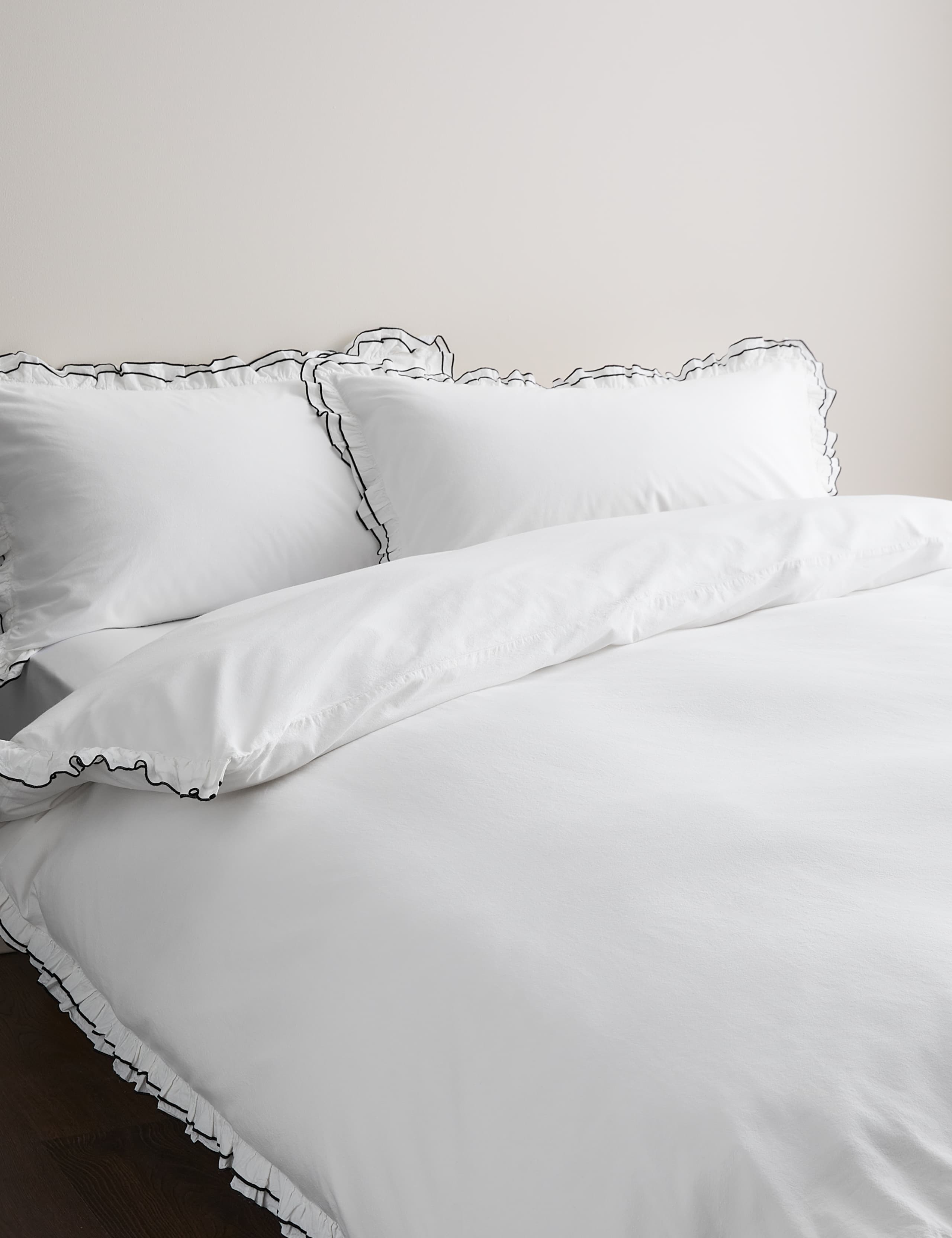 Pure cotton contrast double ruffle bedding set, UK version