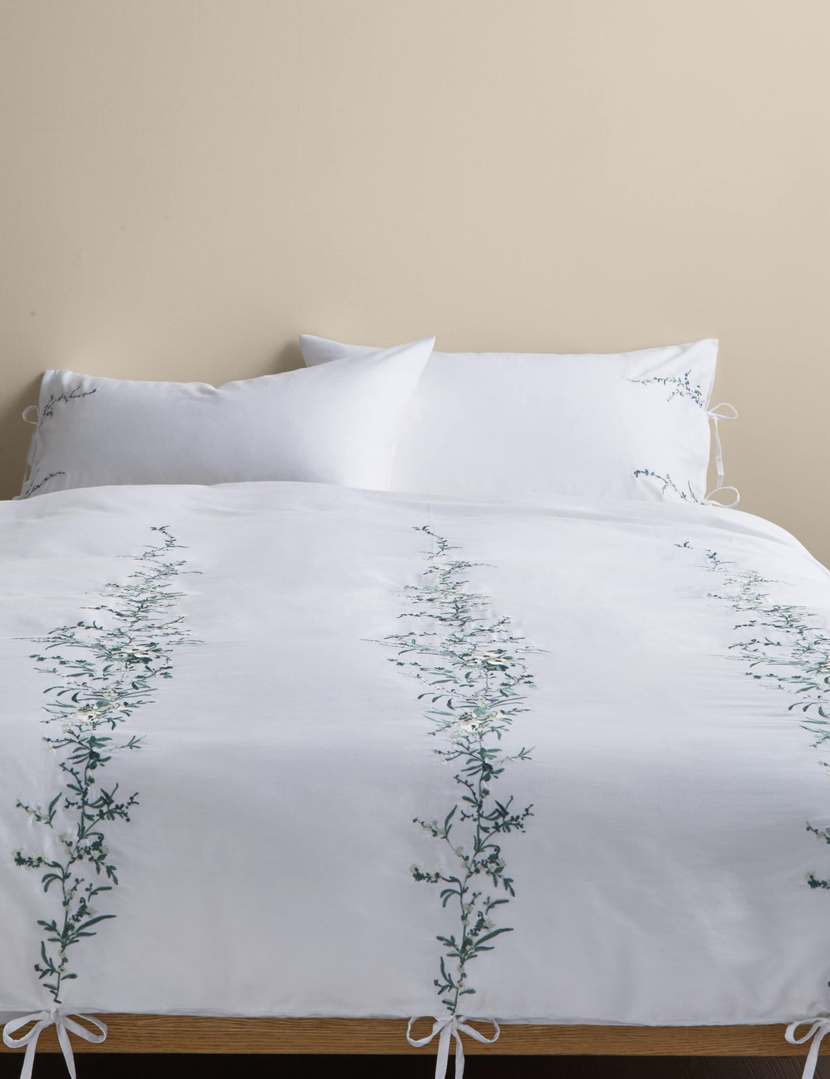 Embroidered blossom pure cotton bedding set with tie fastenings, imported from the UK
