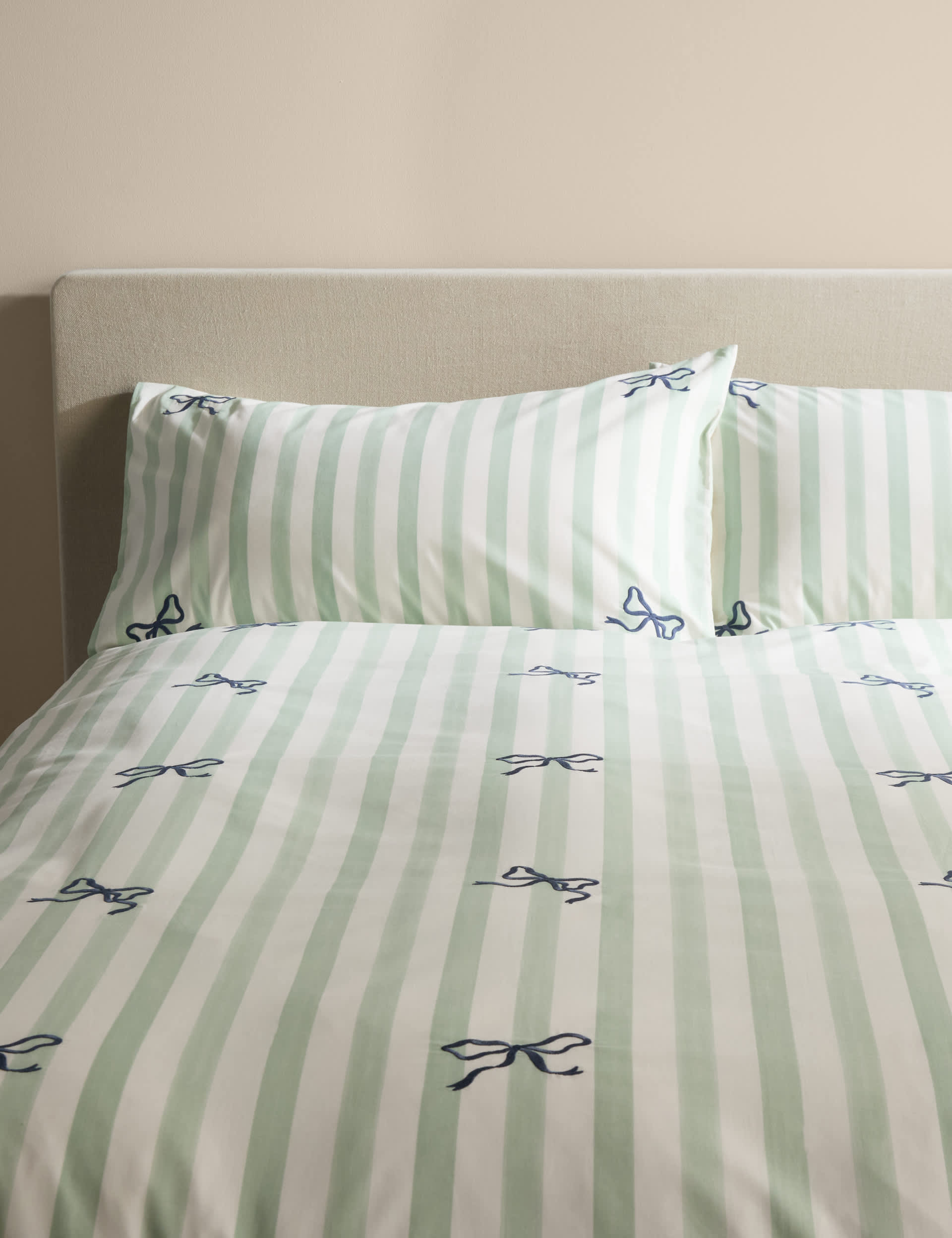 Pure cotton embroidered bow striped single bedding set, imported from the UK