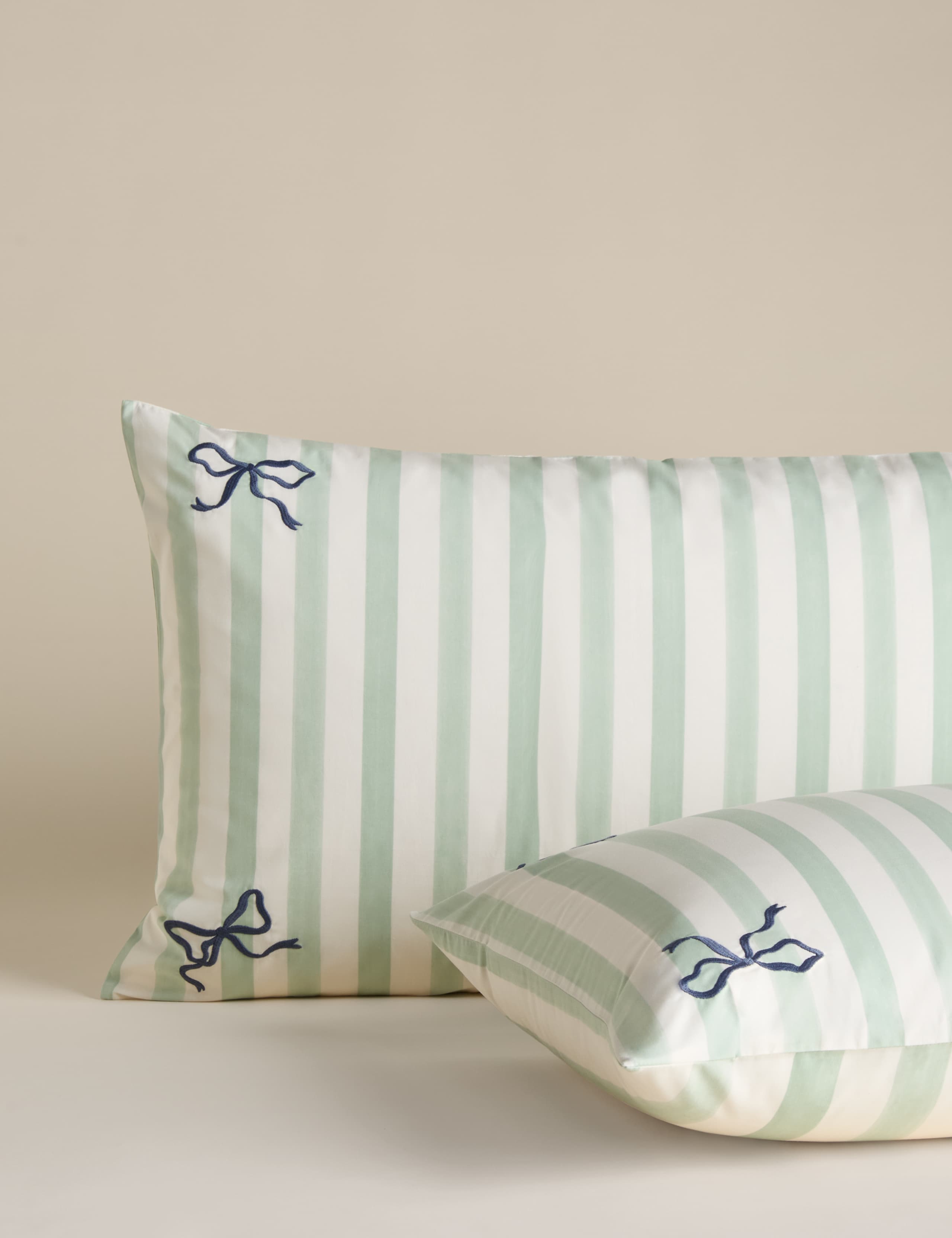 Pure cotton embroidered bow striped single bedding set, imported from the UK