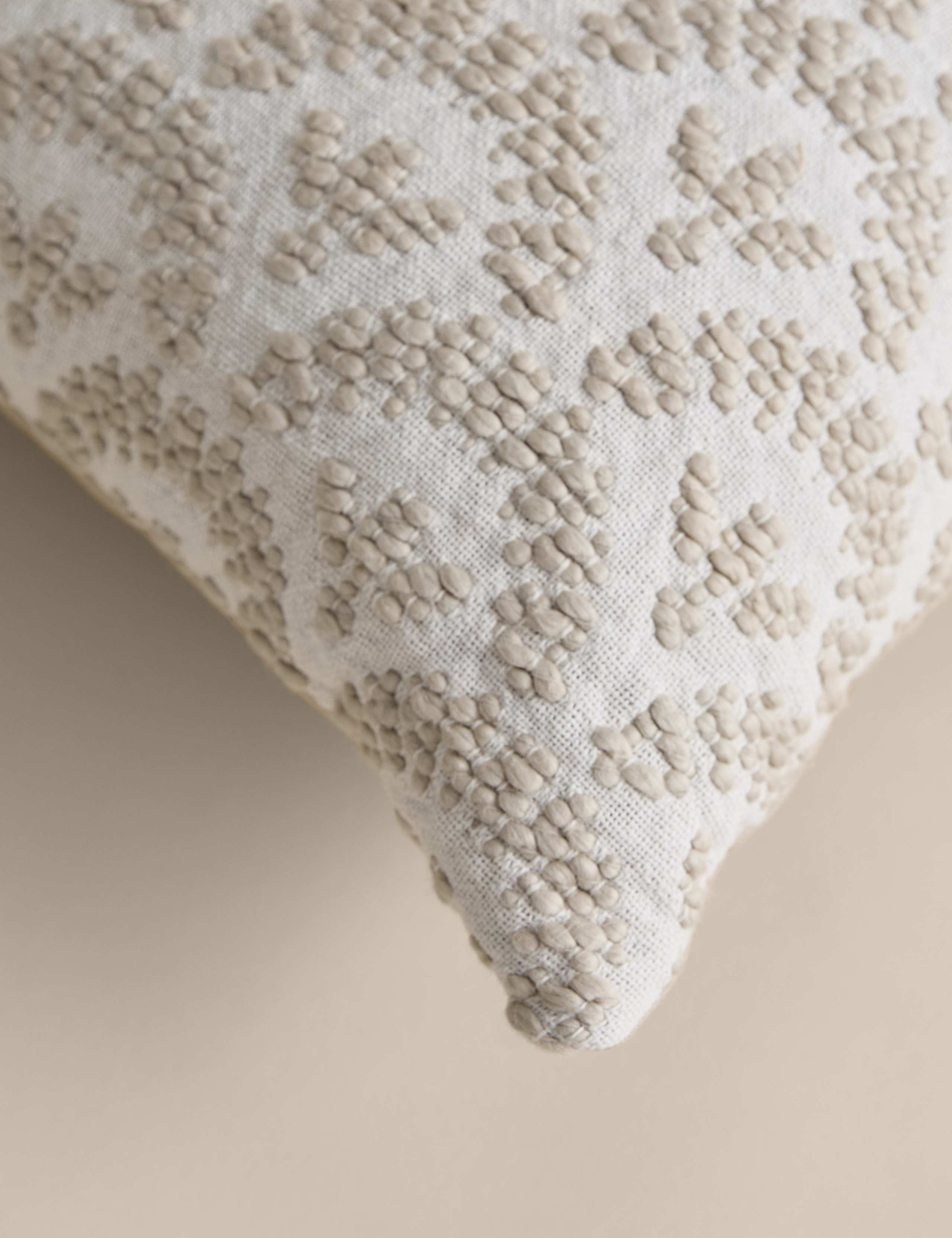 Fan Jacquard Cushion 45cm (British brand)