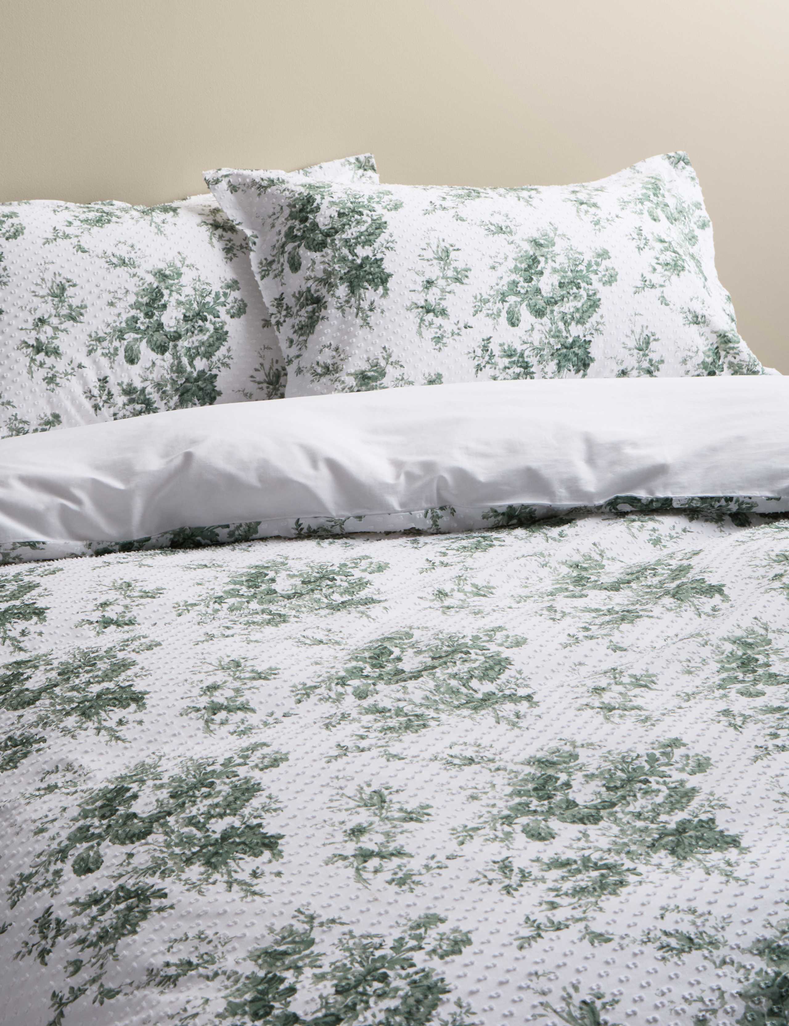 Floral dobby bedding set in pure cotton, UK version