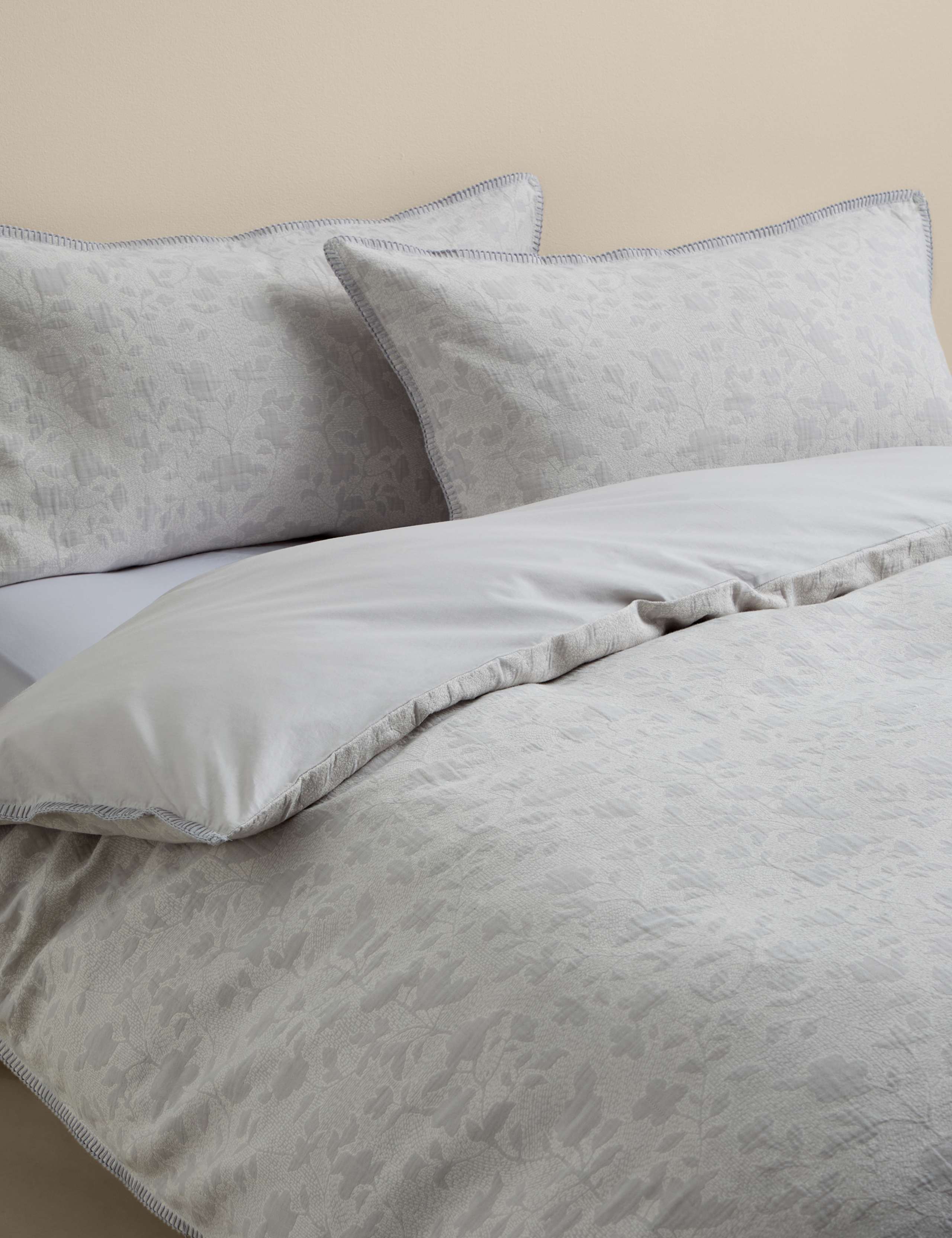 Pure cotton floral jacquard duvet cover and pillowcase set (British brand)