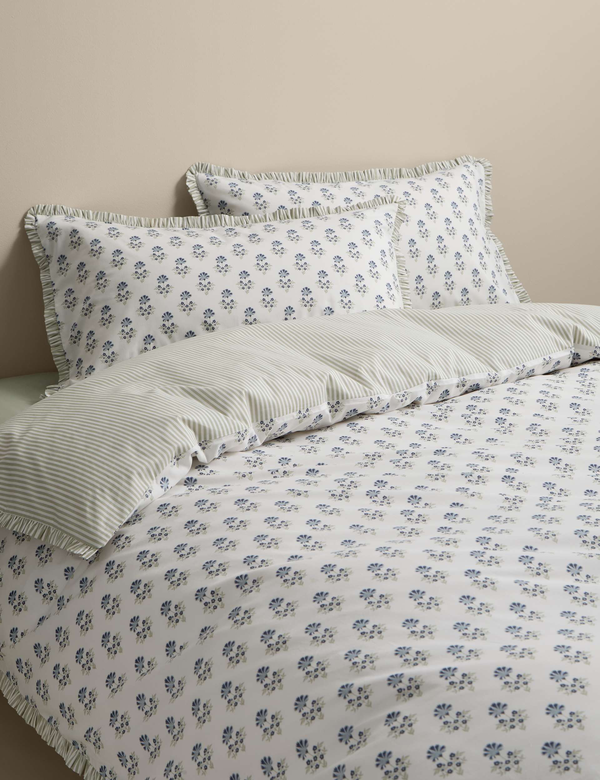 Pure Cotton Floral Ruffle Bedding Set, imported from the UK