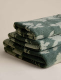 Floral towel in pure cotton 550 GSM British brand