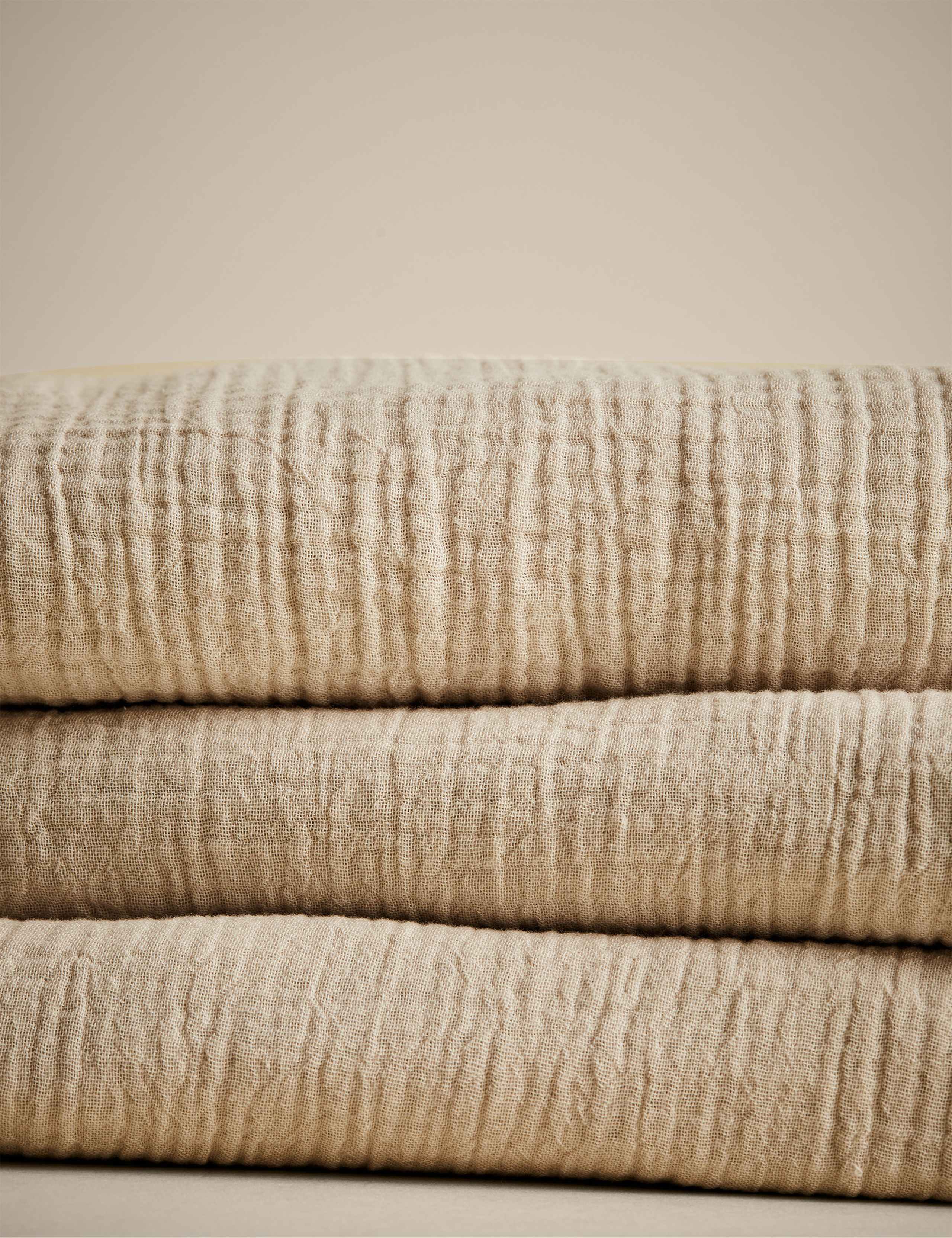 Pure cotton frayed edge muslin tablecloth 140x230 cm, imported from the UK