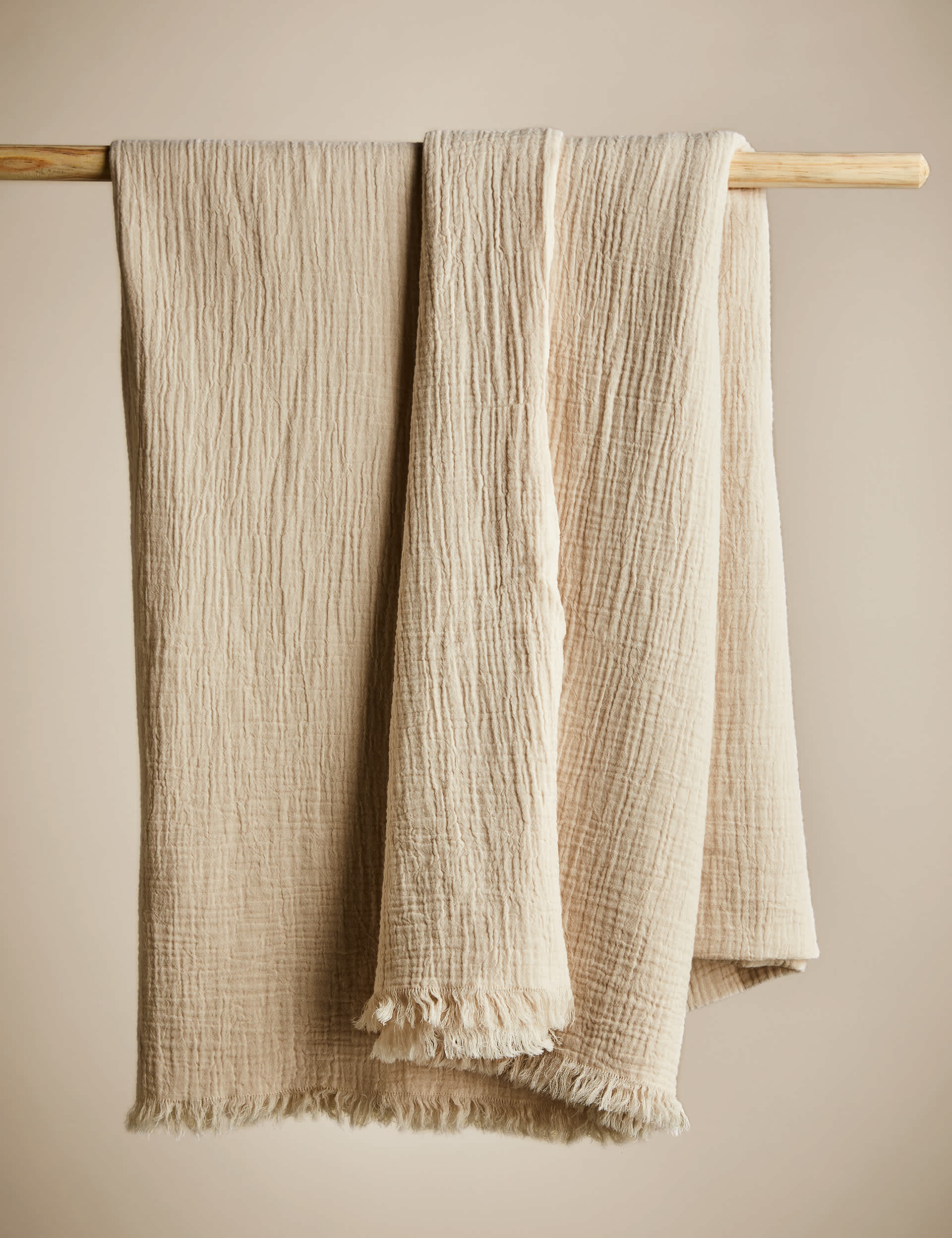 Pure cotton frayed edge muslin tablecloth 140x230 cm, imported from the UK