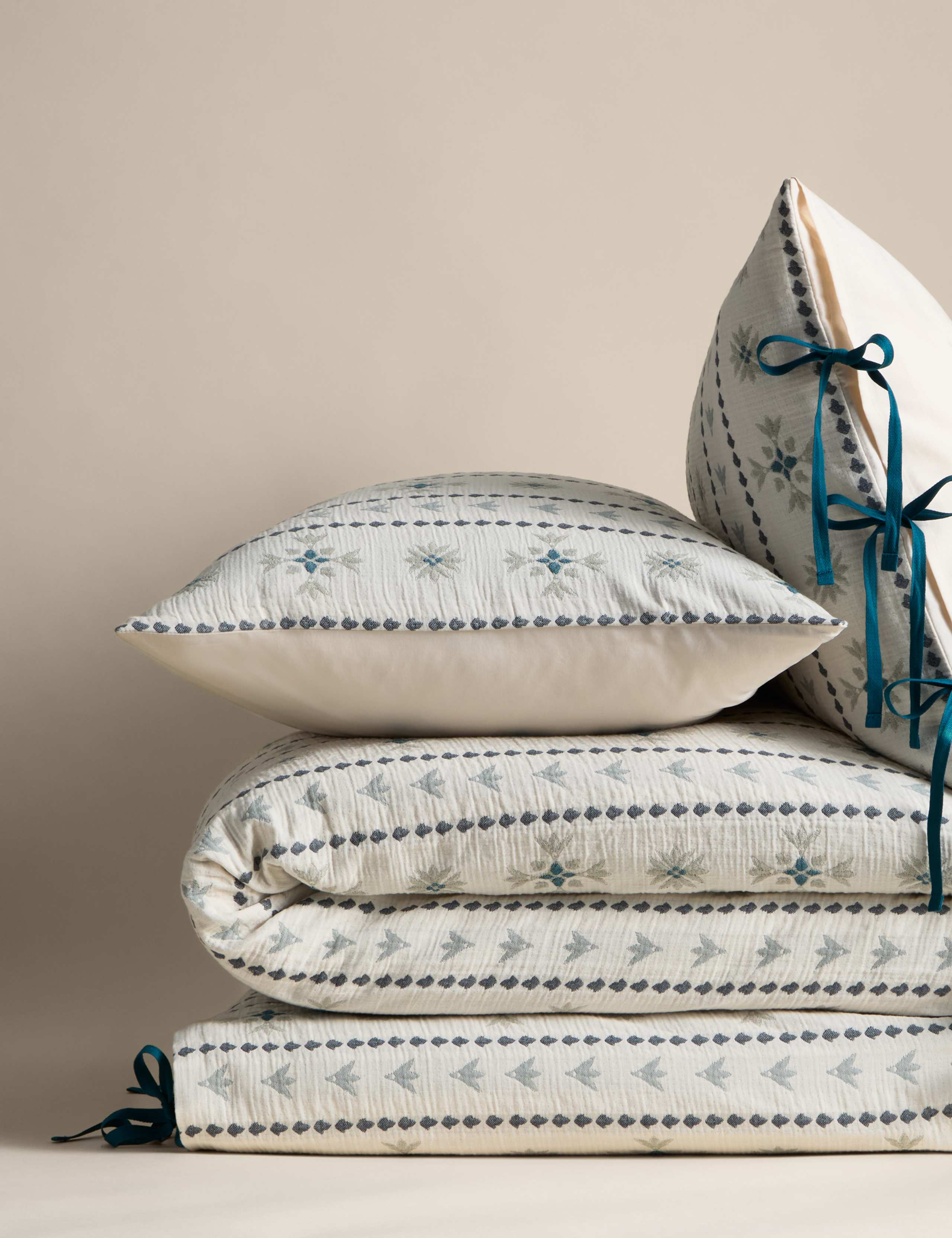 Pure Cotton Gauze Tile Jacquard Bedding Set