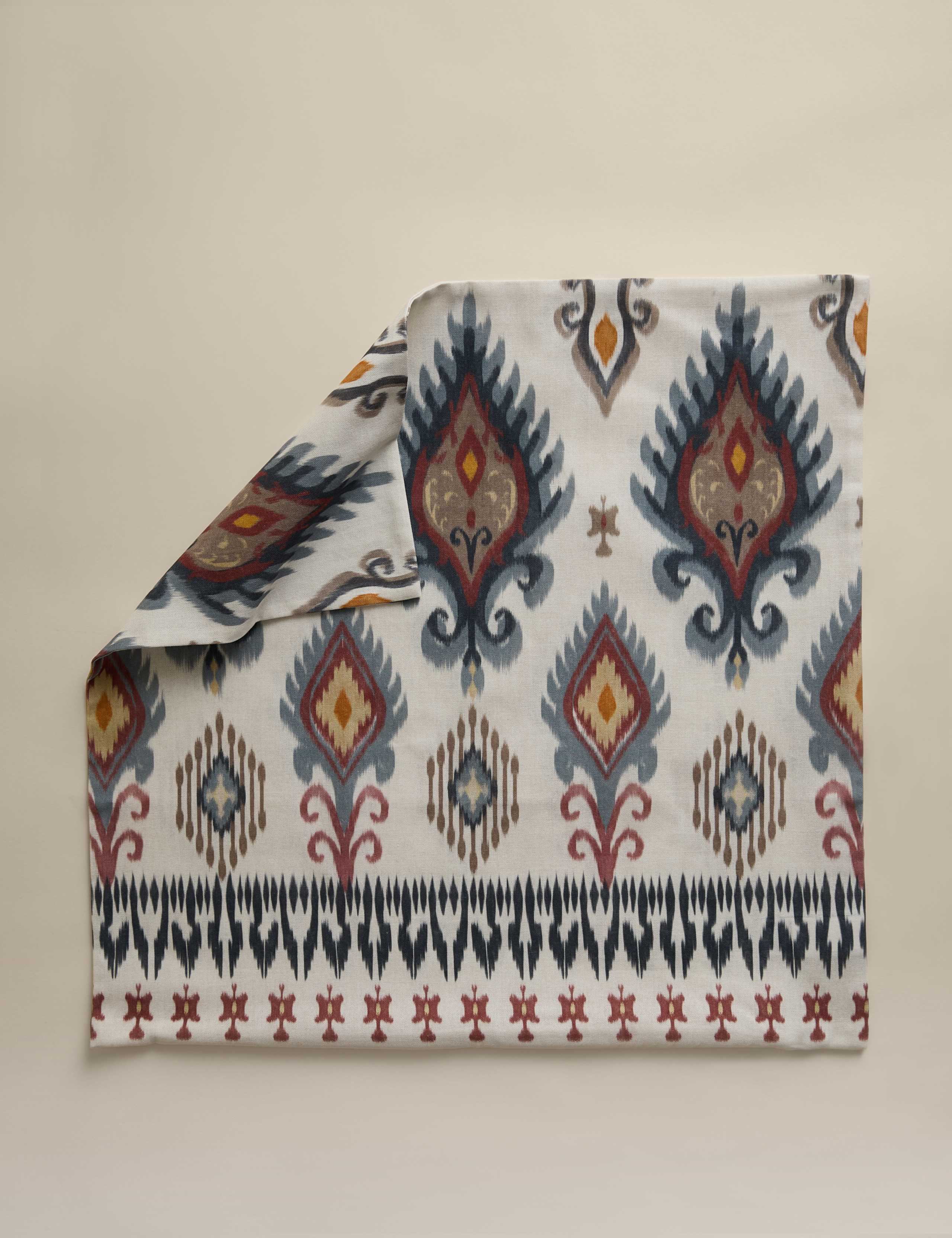 Cushion cover geometric pure cotton 50x50cm, imported from the UK