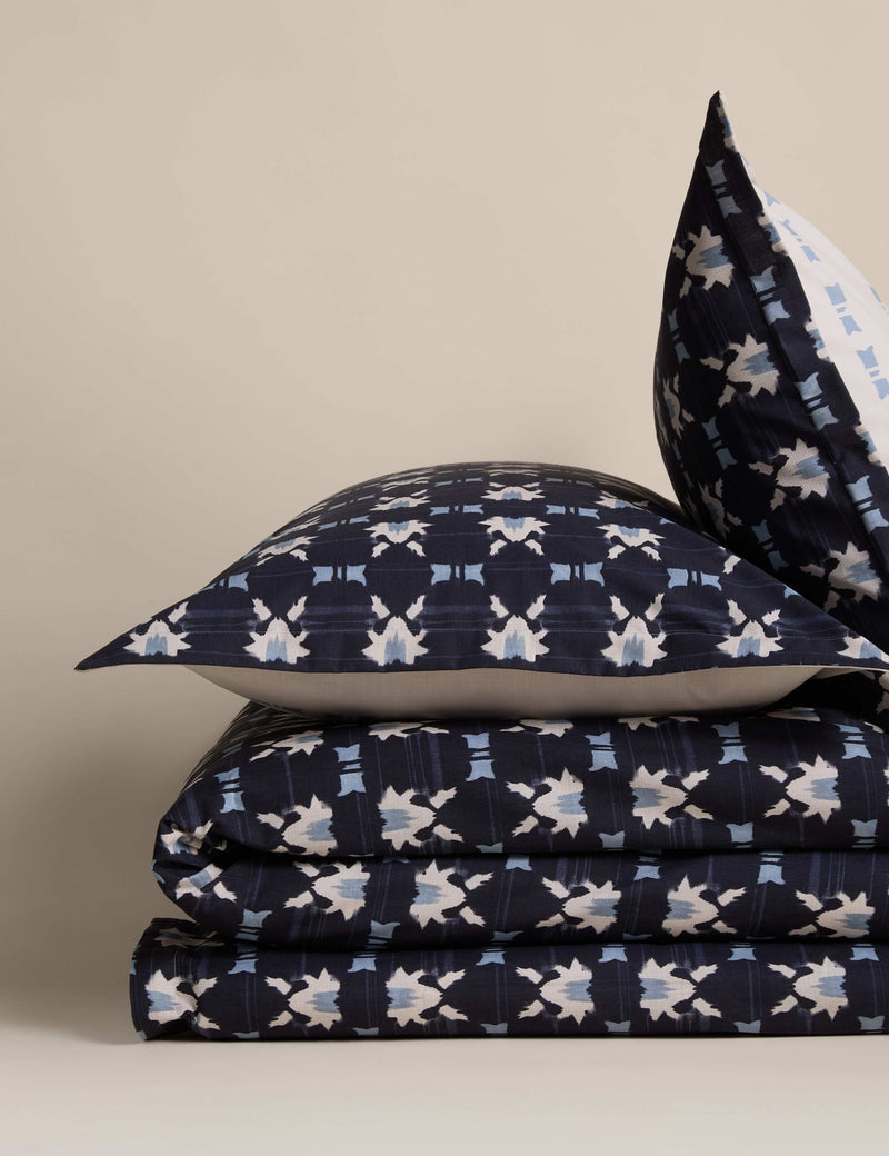Pure cotton geometric shibori inspired bedding set (British brand)