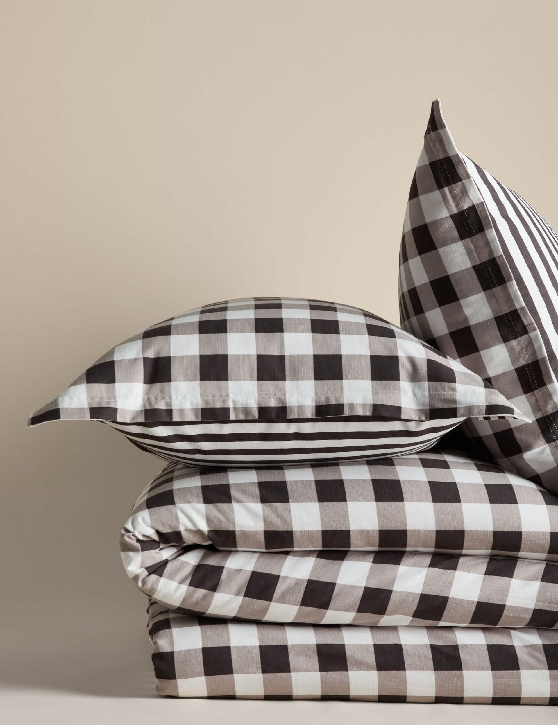 Pure cotton gingham bedding set, imported from the UK