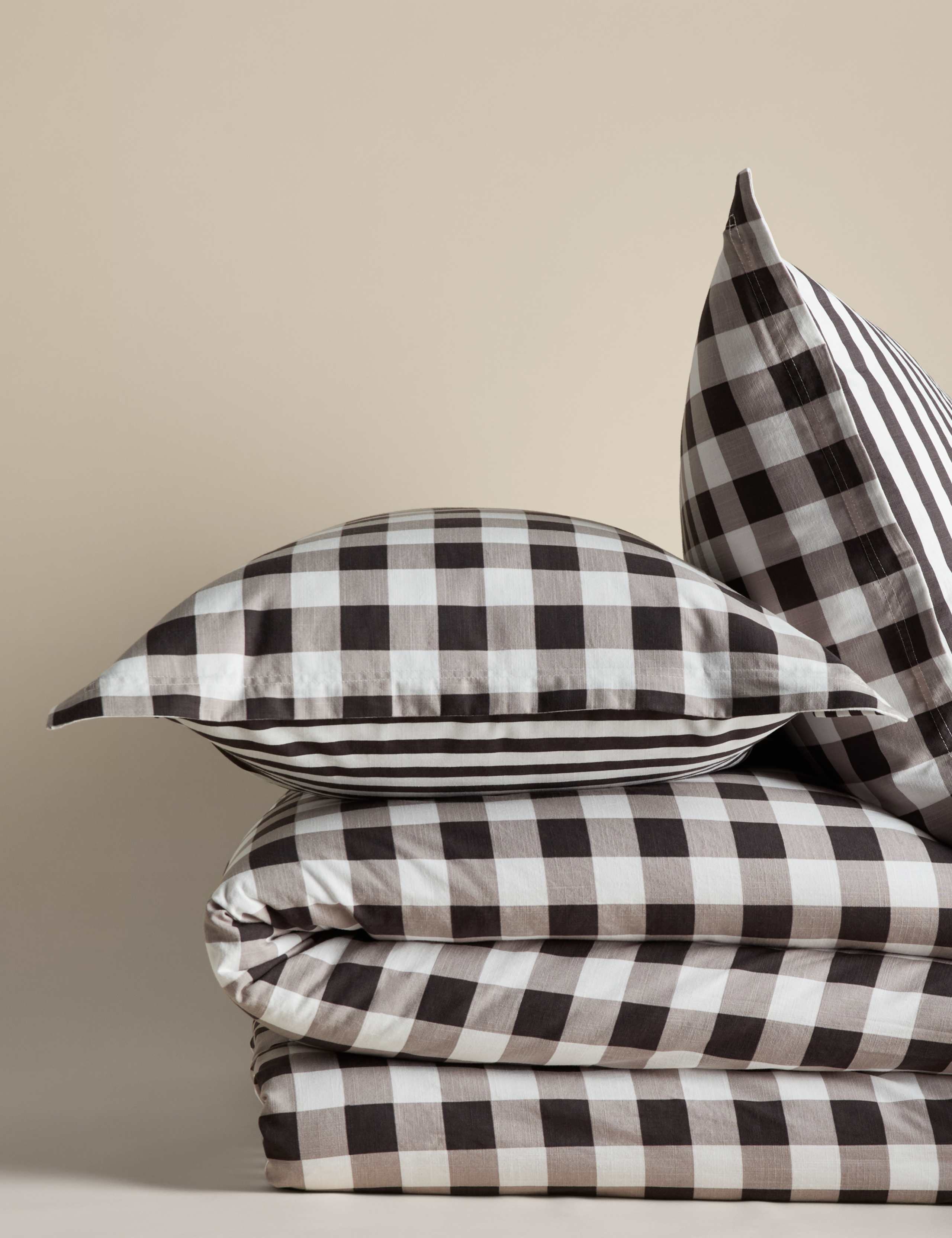 Pure cotton gingham bedding set, imported from the UK