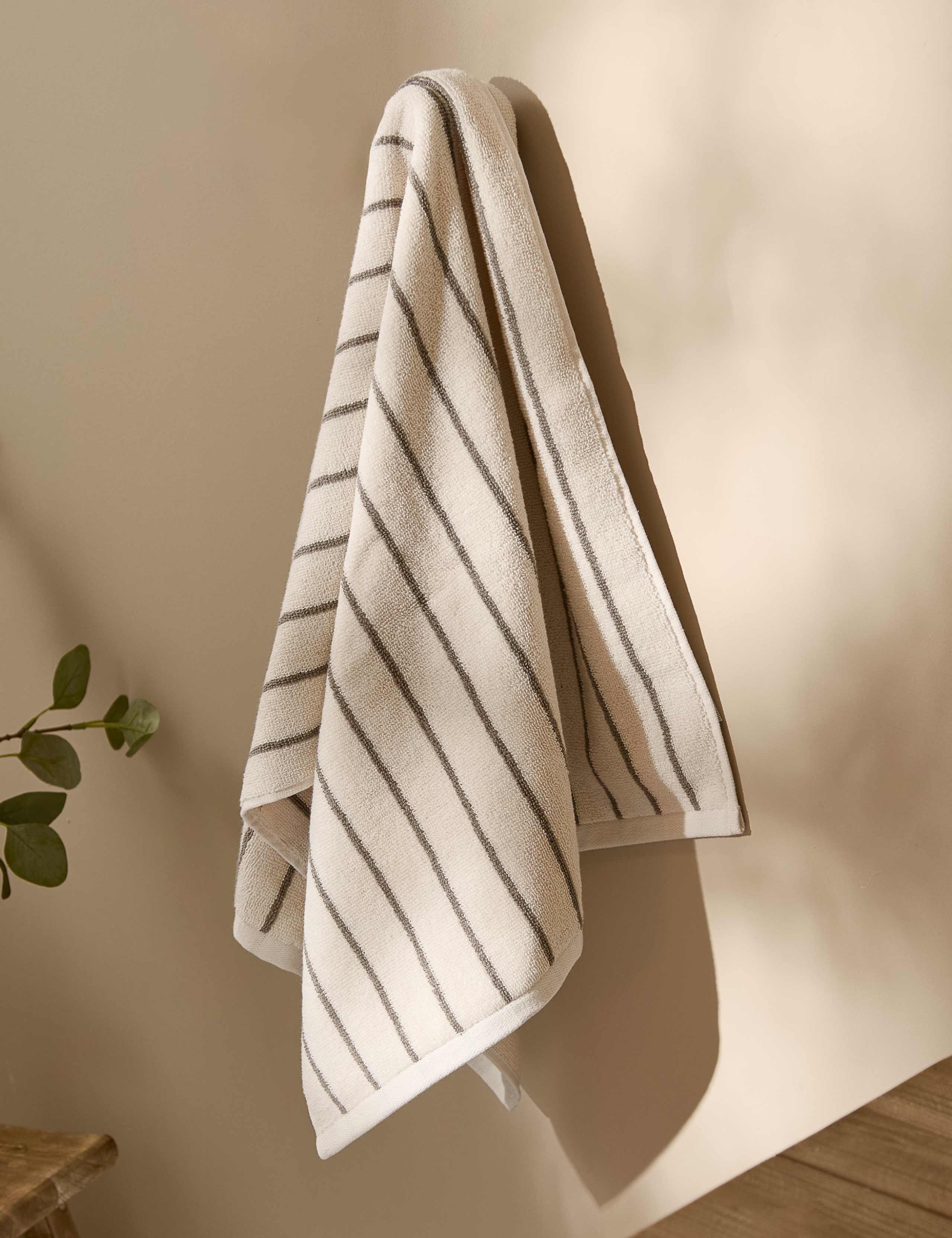 Yard striped cotton bath towel 100x50 cm (British brand)